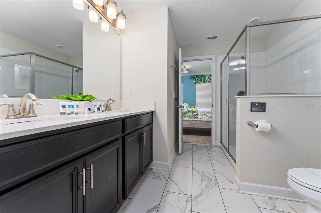 Davenport, Florida, 33896, United States, 8 Bedrooms Bedrooms, ,5 BathroomsBathrooms,Residential,For Sale,1907753