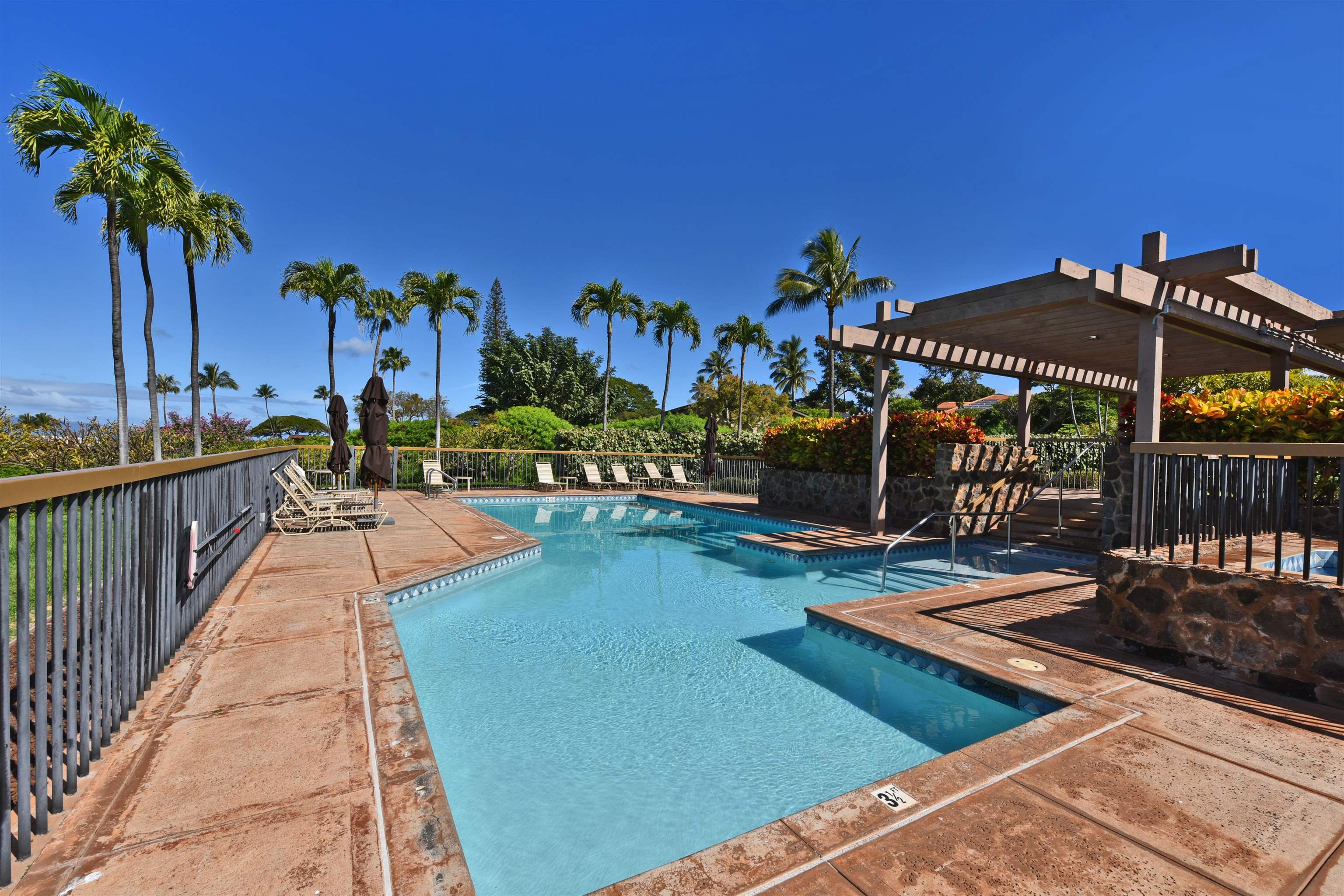 Lahaina, Hawaii, 96761, United States, 1 Bedroom Bedrooms, ,1 BathroomBathrooms,Residential,For Sale,1987609