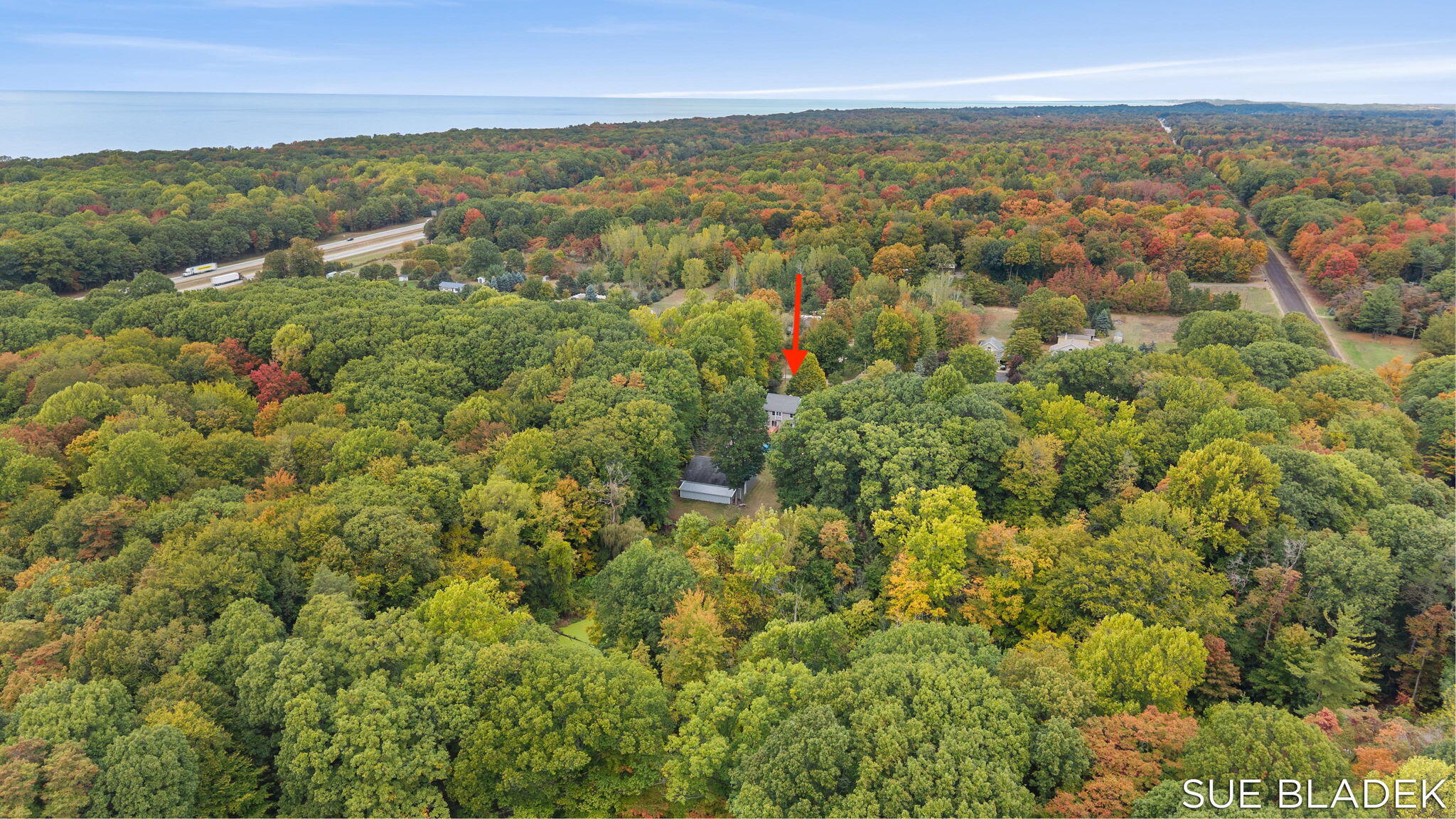 Fennville, Michigan, 49408, United States, 4 Bedrooms Bedrooms, ,4 BathroomsBathrooms,Residential,For Sale,1966449
