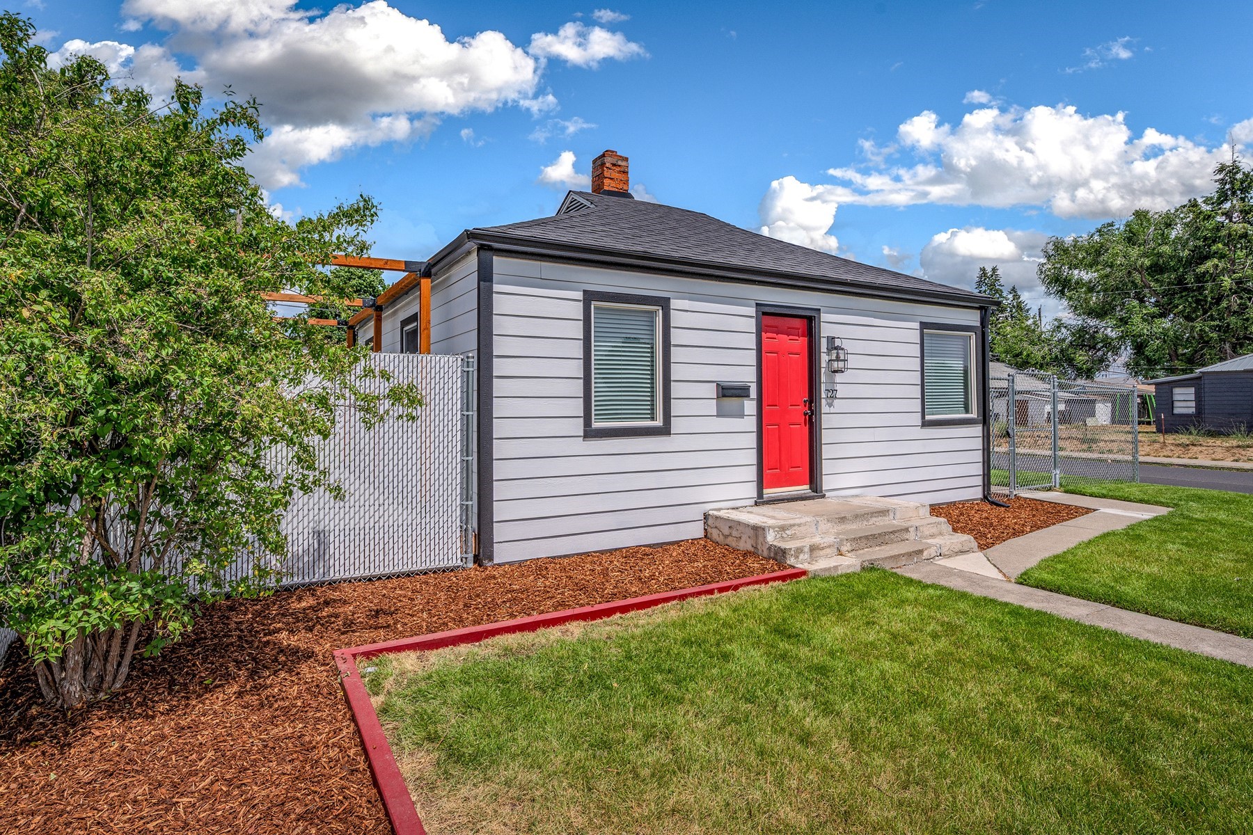  Adorable Cottage in North Spokane - 物件實景