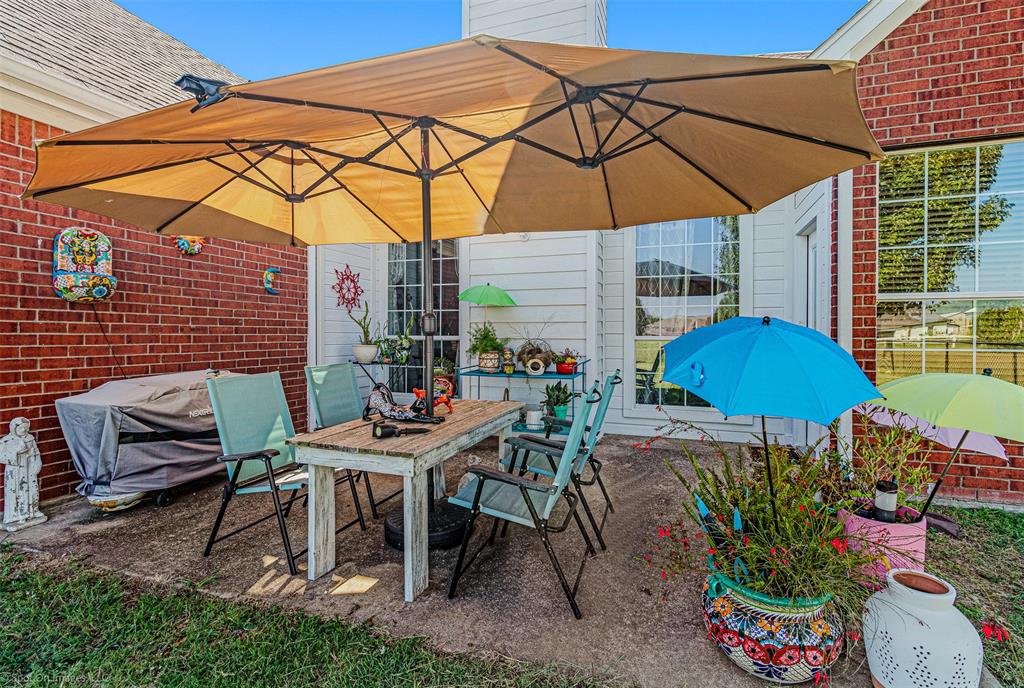 Van Alstyne, Texas, 75495, United States, 4 Bedrooms Bedrooms, ,2 BathroomsBathrooms,Residential,For Sale,1965564