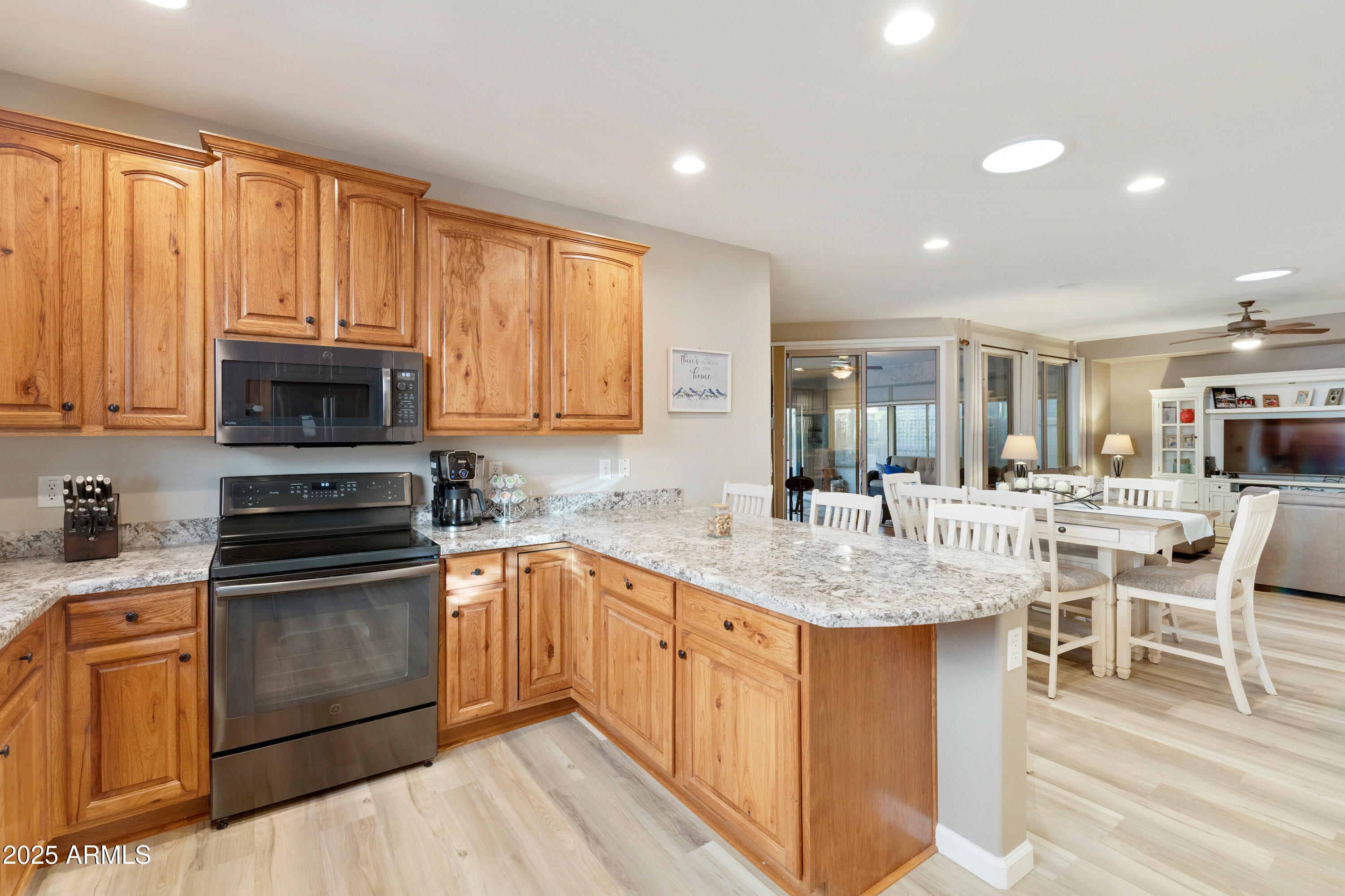 Gilbert, Arizona, 85298, United States, 2 Bedrooms Bedrooms, ,2 BathroomsBathrooms,Residential,For Sale,1994328