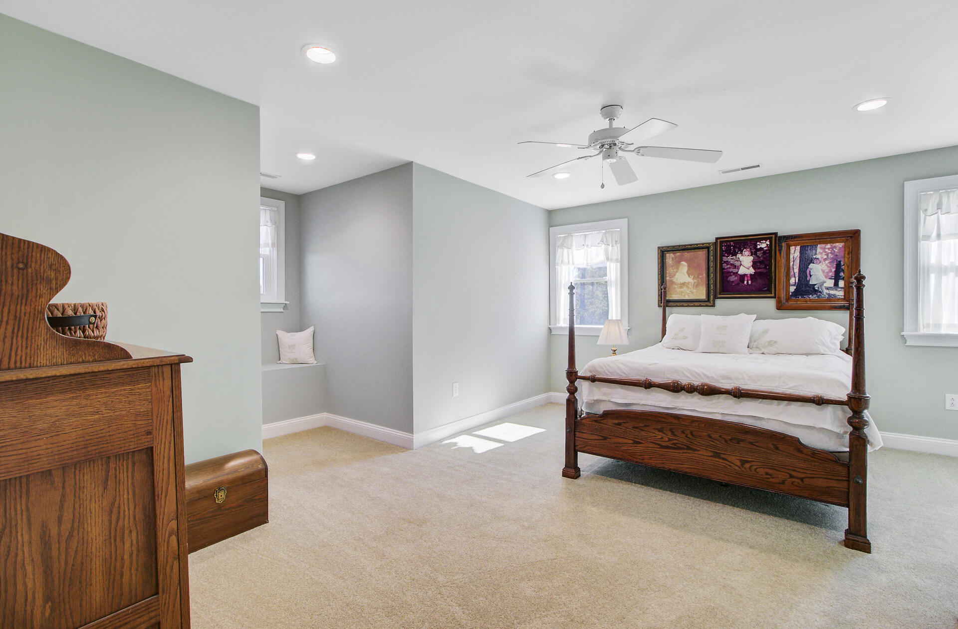 Cross, South Carolina, 29436, United States, 4 Bedrooms Bedrooms, ,3 BathroomsBathrooms,Residential,For Sale,1992832