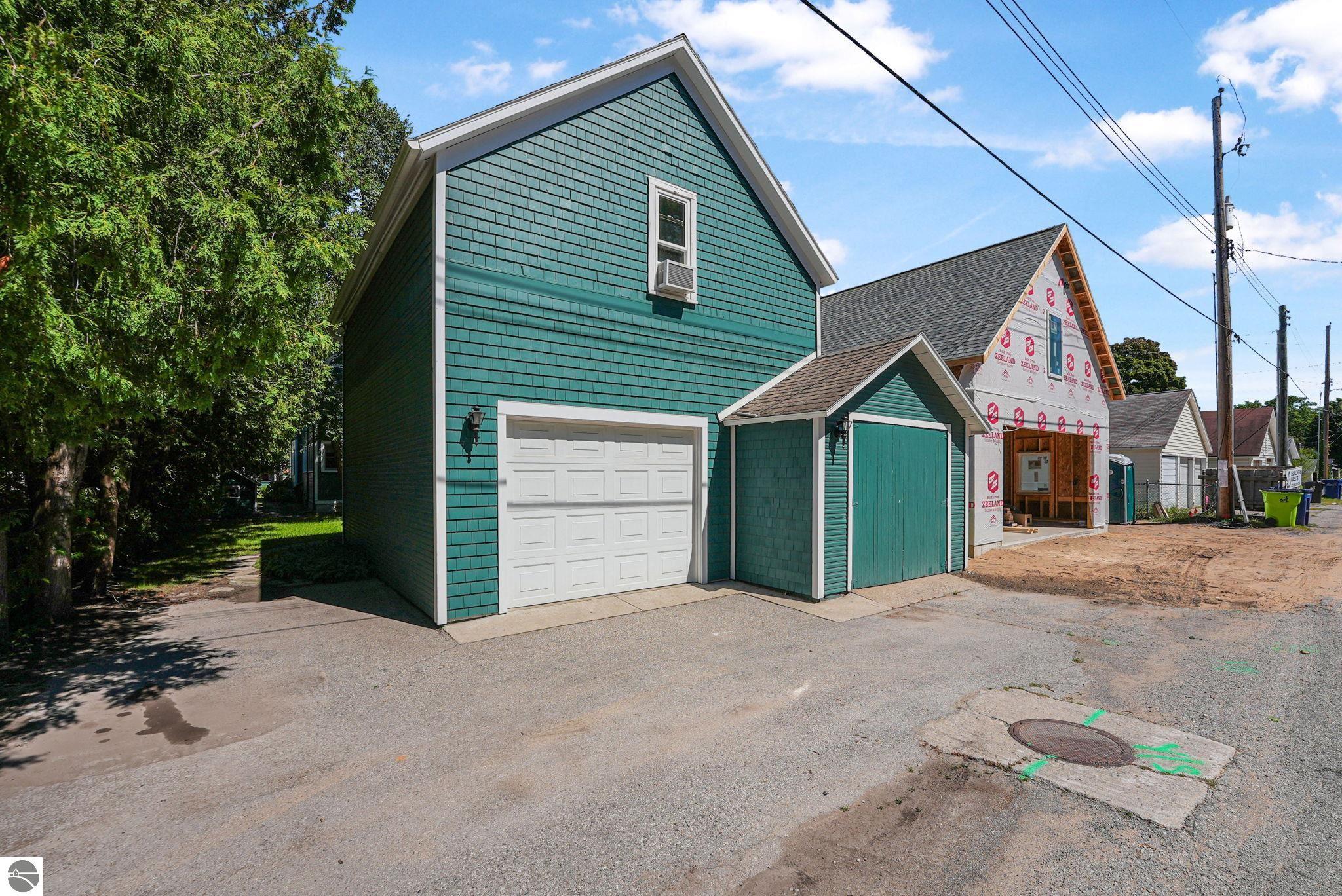 Traverse City, Michigan, 49684, United States, 3 Bedrooms Bedrooms, ,1 BathroomBathrooms,Residential,For Sale,1924144