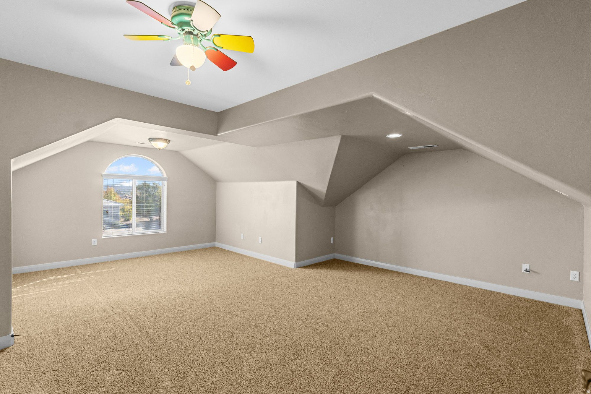 Santa Clara, Utah, 84765, United States, 4 Bedrooms Bedrooms, ,3 BathroomsBathrooms,Residential,For Sale,1992069