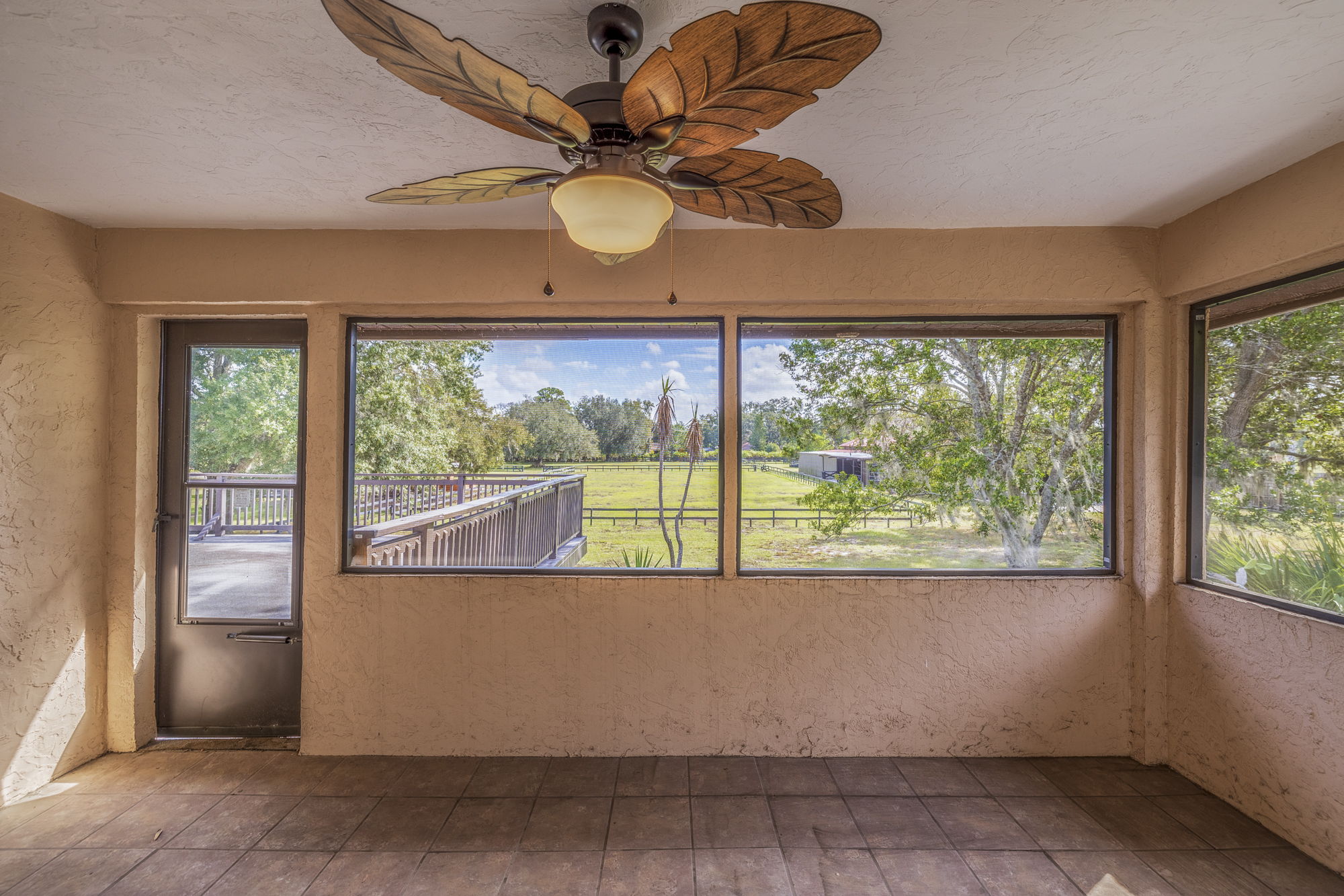 Palmetto, Florida, 34221, United States, 5 Bedrooms Bedrooms, ,4 BathroomsBathrooms,Residential,For Sale,1921911