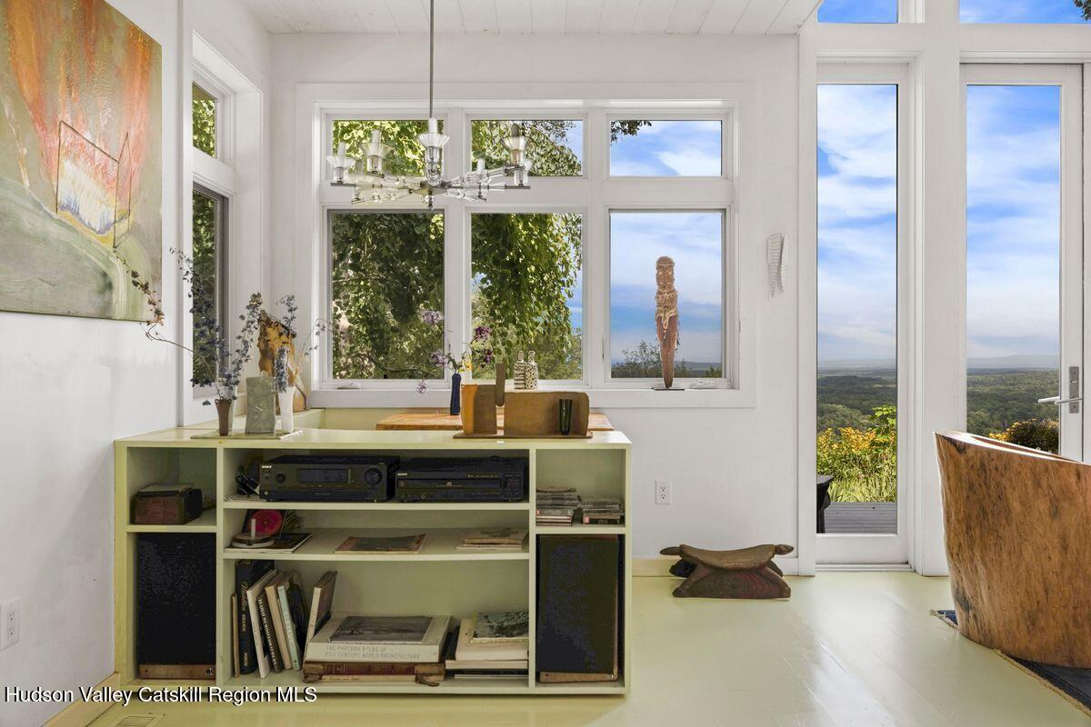 Bearsville, New York, 12409, United States, 3 Bedrooms Bedrooms, ,3 BathroomsBathrooms,Residential,For Sale,1901832