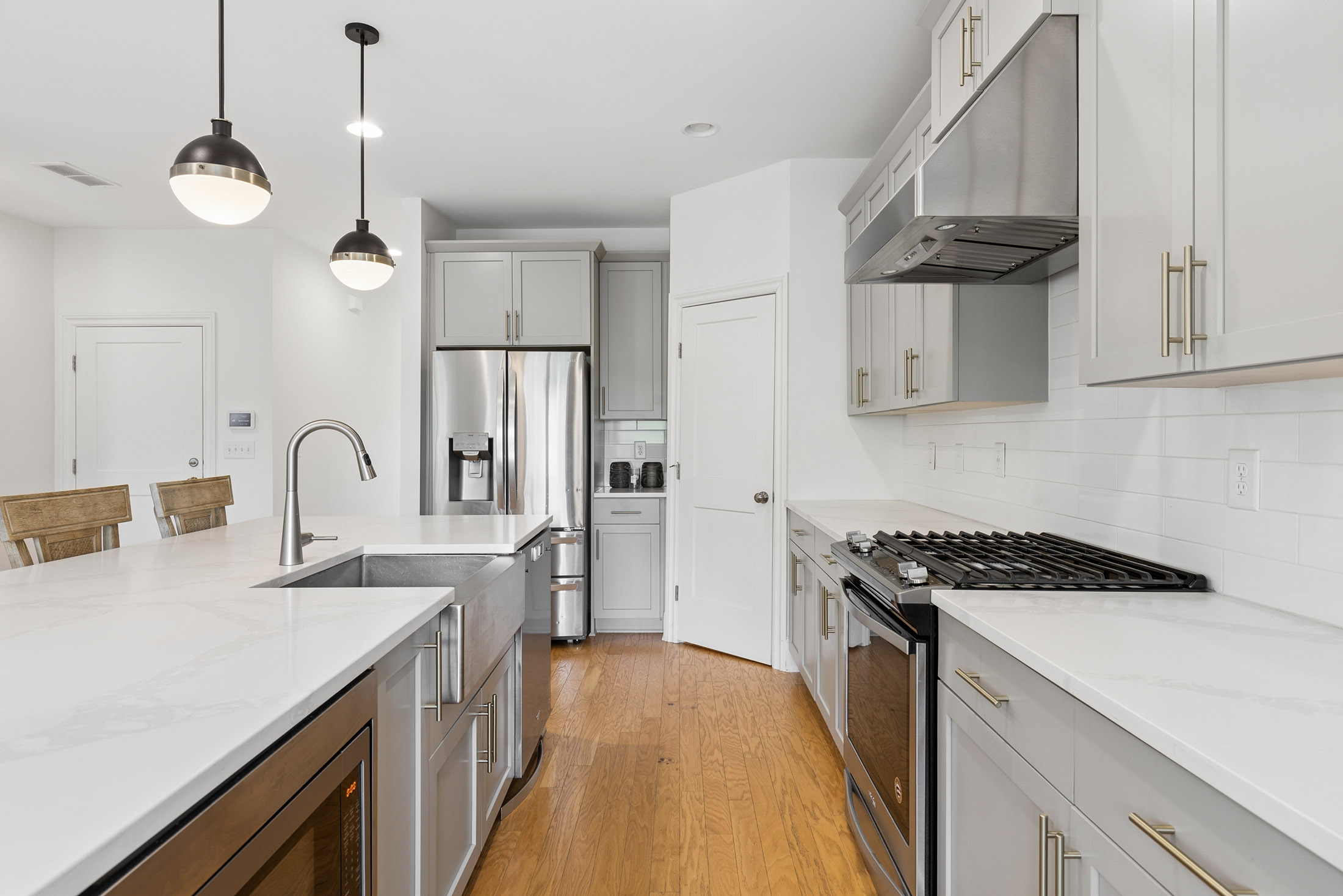  Freshly Updated and Move-in Ready Home in a Prime Westside Location - 物件實景