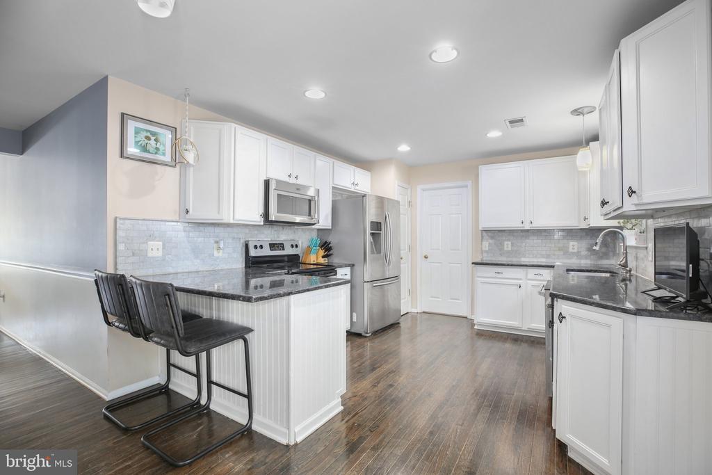 Fredericksburg, Virginia, 22406, United States, 4 Bedrooms Bedrooms, ,3 BathroomsBathrooms,Residential,For Sale,1934657