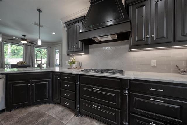 Tyler, Texas, 75706, United States, 4 Bedrooms Bedrooms, ,3 BathroomsBathrooms,Residential,For Sale,1976690