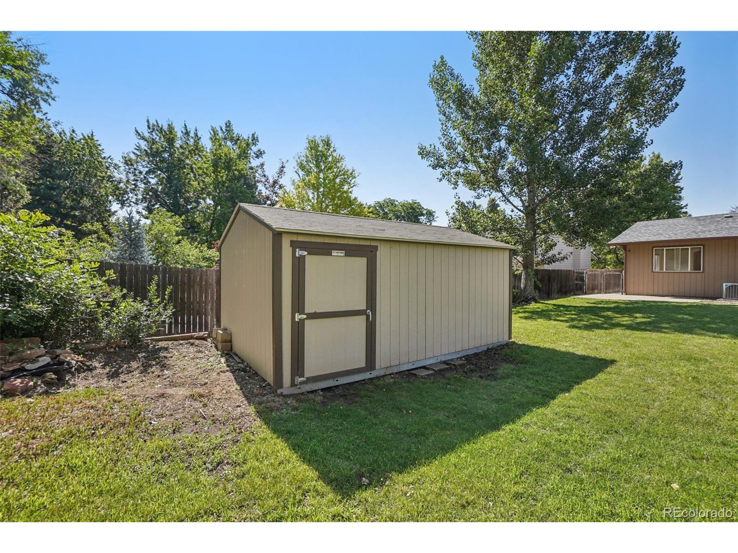 Louisville, Colorado, 80027, United States, 5 Bedrooms Bedrooms, ,1 BathroomBathrooms,Residential,For Sale,1910373