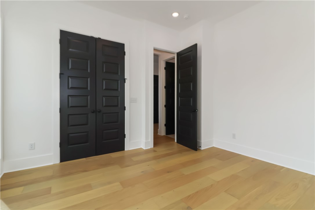 Bentonville, Arkansas, 72713, United States, 4 Bedrooms Bedrooms, ,3 BathroomsBathrooms,Residential,For Sale,1989586