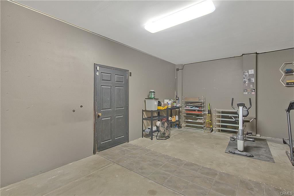 Victorville, California, 92392, United States, 5 Bedrooms Bedrooms, ,3 BathroomsBathrooms,Residential,For Sale,1996162