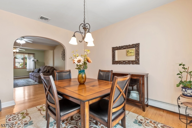 Garwood Boro, New Jersey, 07027, United States, 3 Bedrooms Bedrooms, ,2 BathroomsBathrooms,Residential,For Sale,1908282