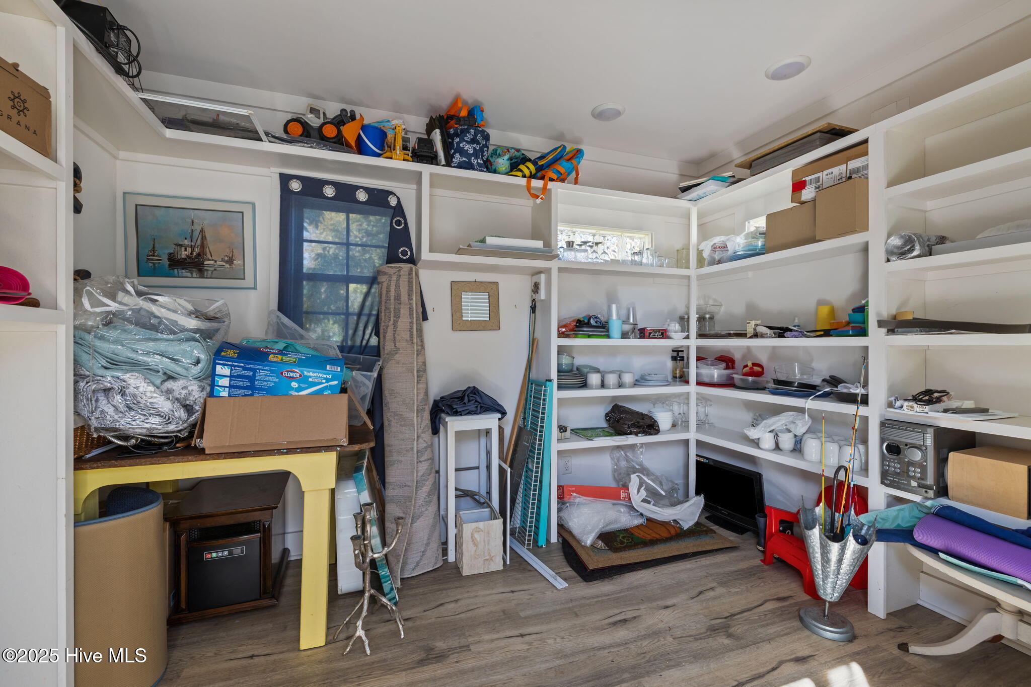 Beaufort, North Carolina, 28516, United States, 3 Bedrooms Bedrooms, ,2 BathroomsBathrooms,Residential,For Sale,1994463