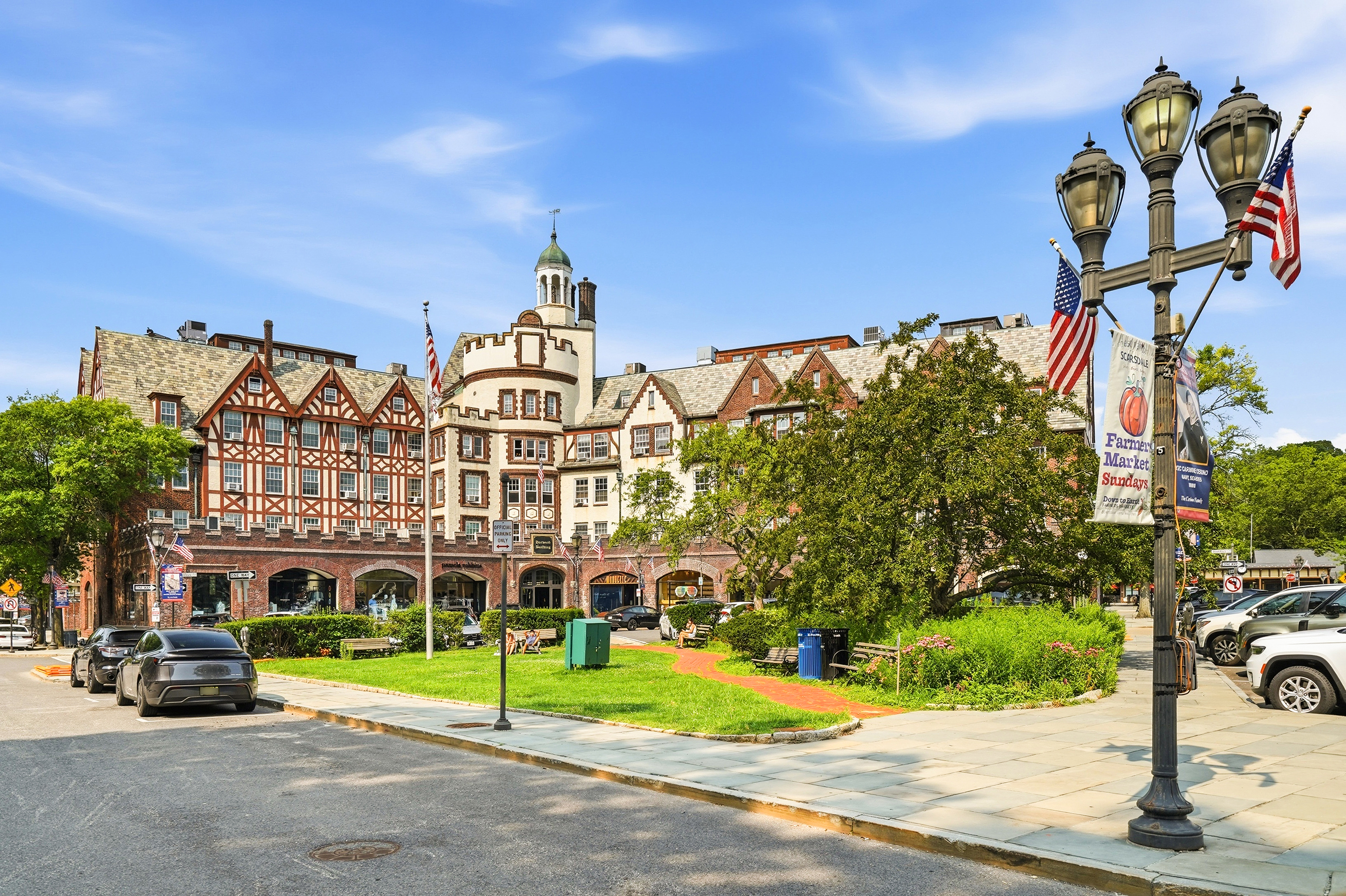 Beautifully updated first-floor studio in the gated Scarsdale Chateaux community - 物件實景