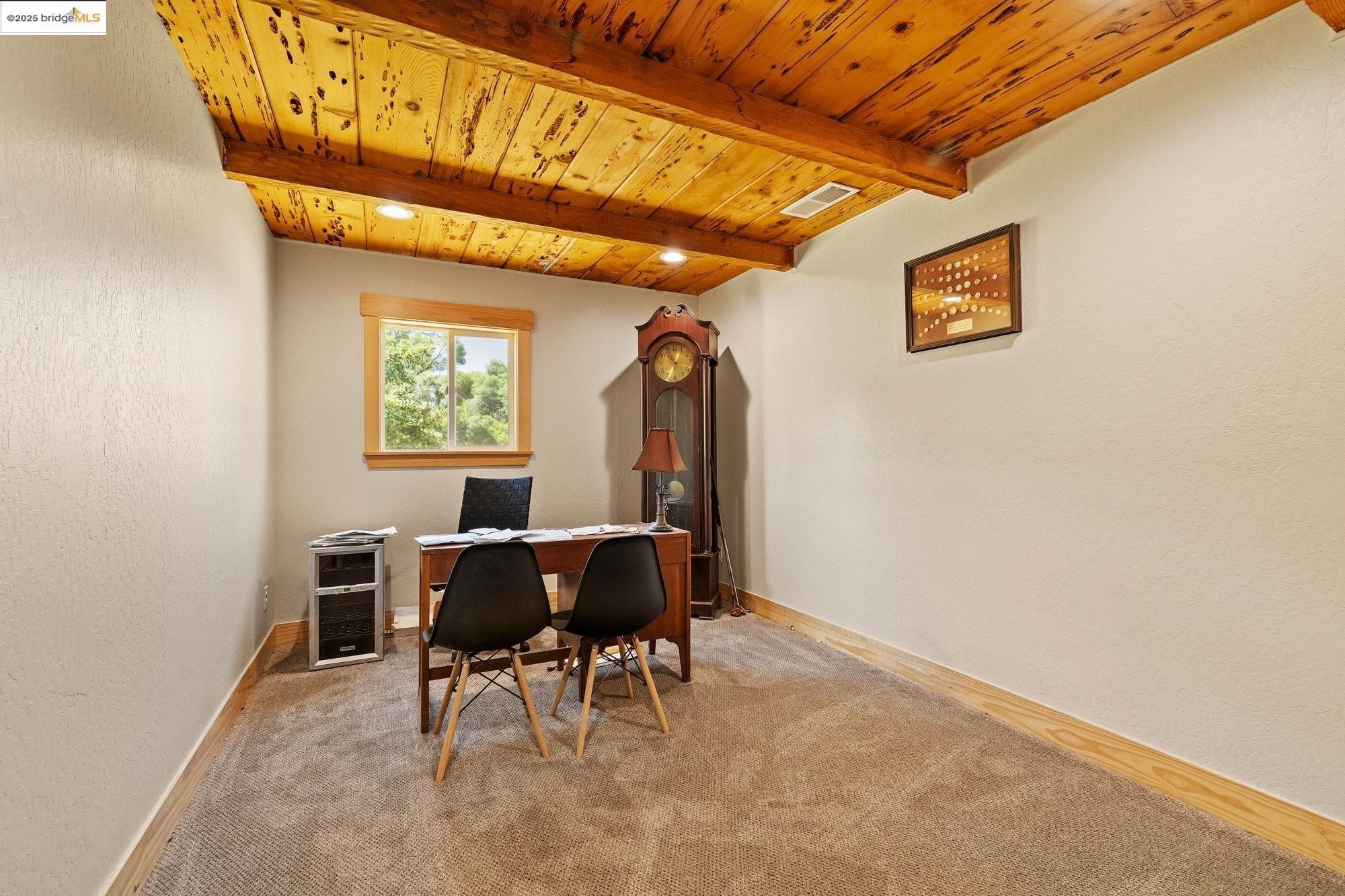 Murphys, California, 95247, United States, 5 Bedrooms Bedrooms, ,3 BathroomsBathrooms,Residential,For Sale,1905942