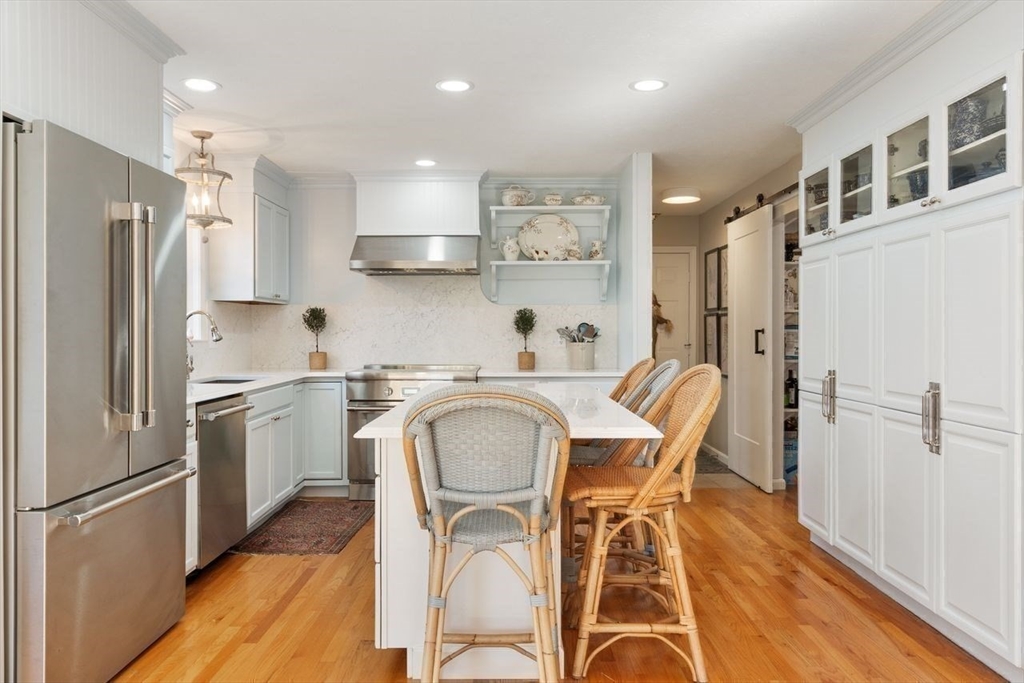 Westford, Massachusetts, 01886, United States, 4 Bedrooms Bedrooms, ,4 BathroomsBathrooms,Residential,For Sale,1987953