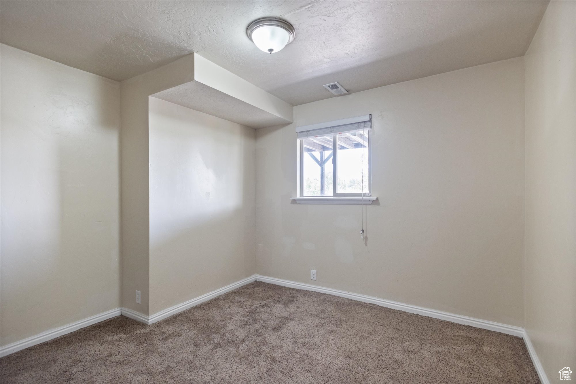 Sandy, Utah, 84093, United States, 7 Bedrooms Bedrooms, ,Residential,For Sale,1974331