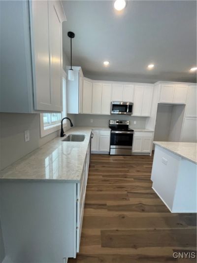 Baldwinsville, New York, 13027, United States, 3 Bedrooms Bedrooms, ,3 BathroomsBathrooms,Residential,For Sale,1918094