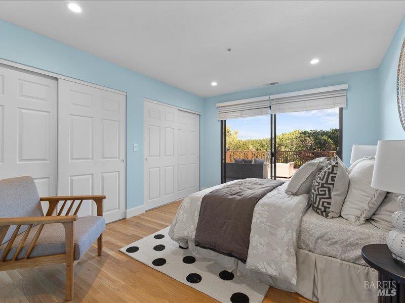 Novato, California, 94947, United States, 5 Bedrooms Bedrooms, ,4 BathroomsBathrooms,Residential,For Sale,1973889