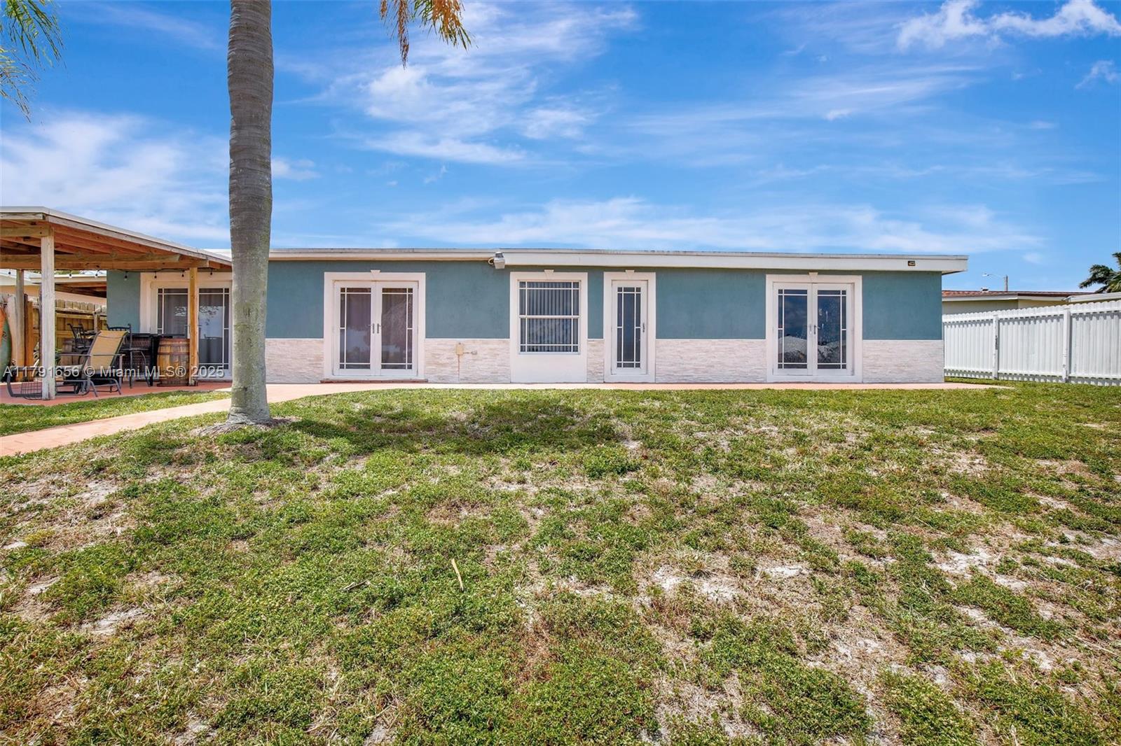 Hialeah, Florida, 33015, United States, 3 Bedrooms Bedrooms, ,2 BathroomsBathrooms,Residential,For Sale,1787509
