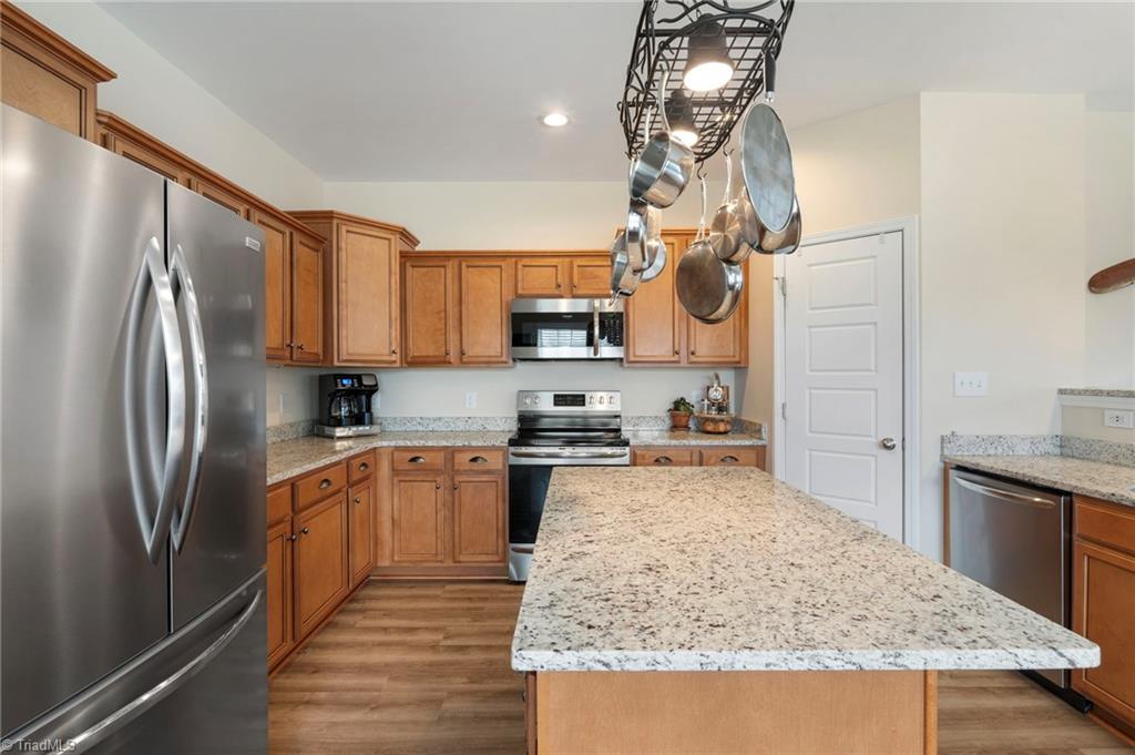 Lewisville, North Carolina, 27023, United States, 5 Bedrooms Bedrooms, ,4 BathroomsBathrooms,Residential,For Sale,1890092