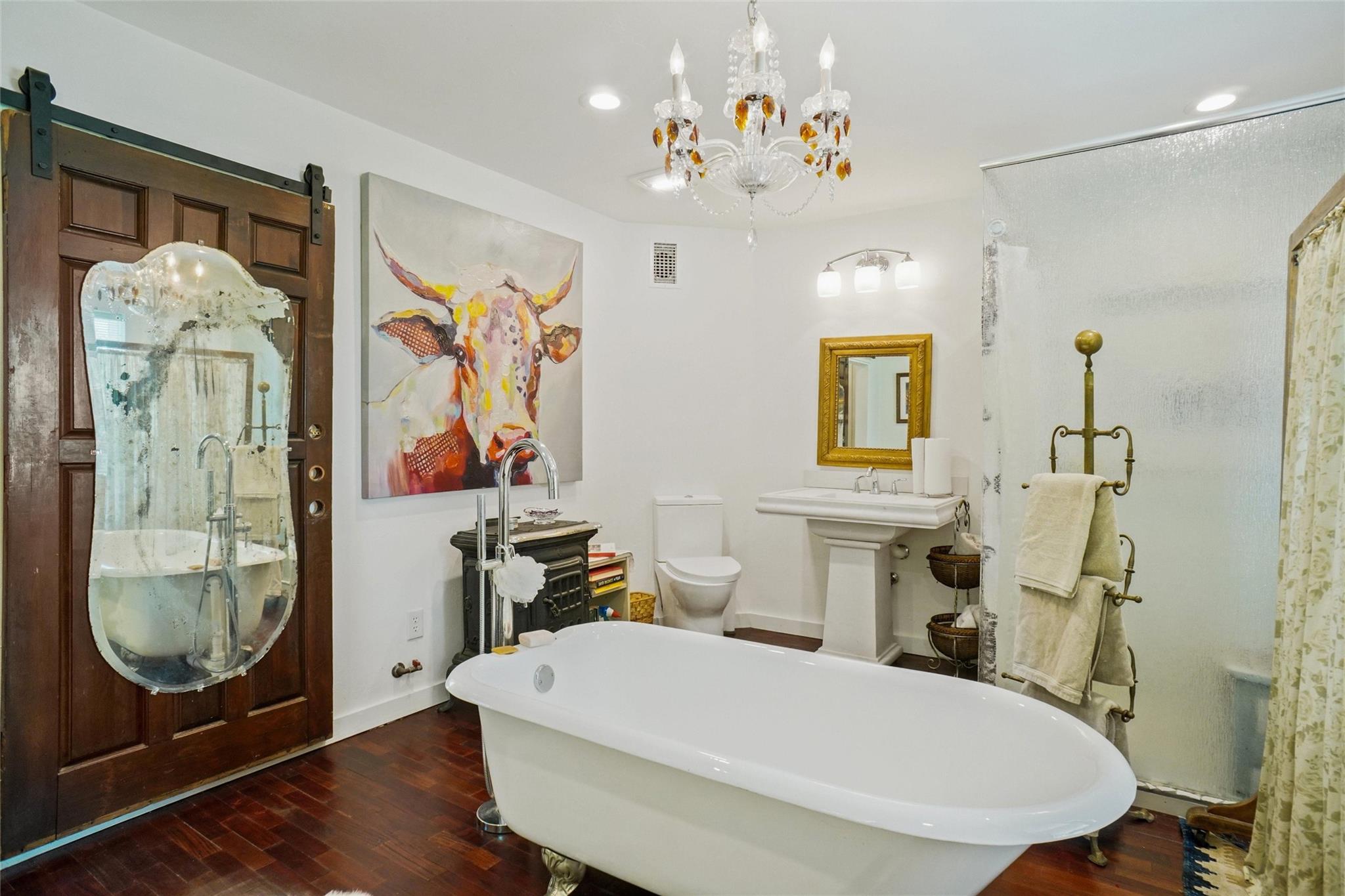 Lake Bridgeport, Texas, 76426, United States, 3 Bedrooms Bedrooms, ,3 BathroomsBathrooms,Residential,For Sale,1989947