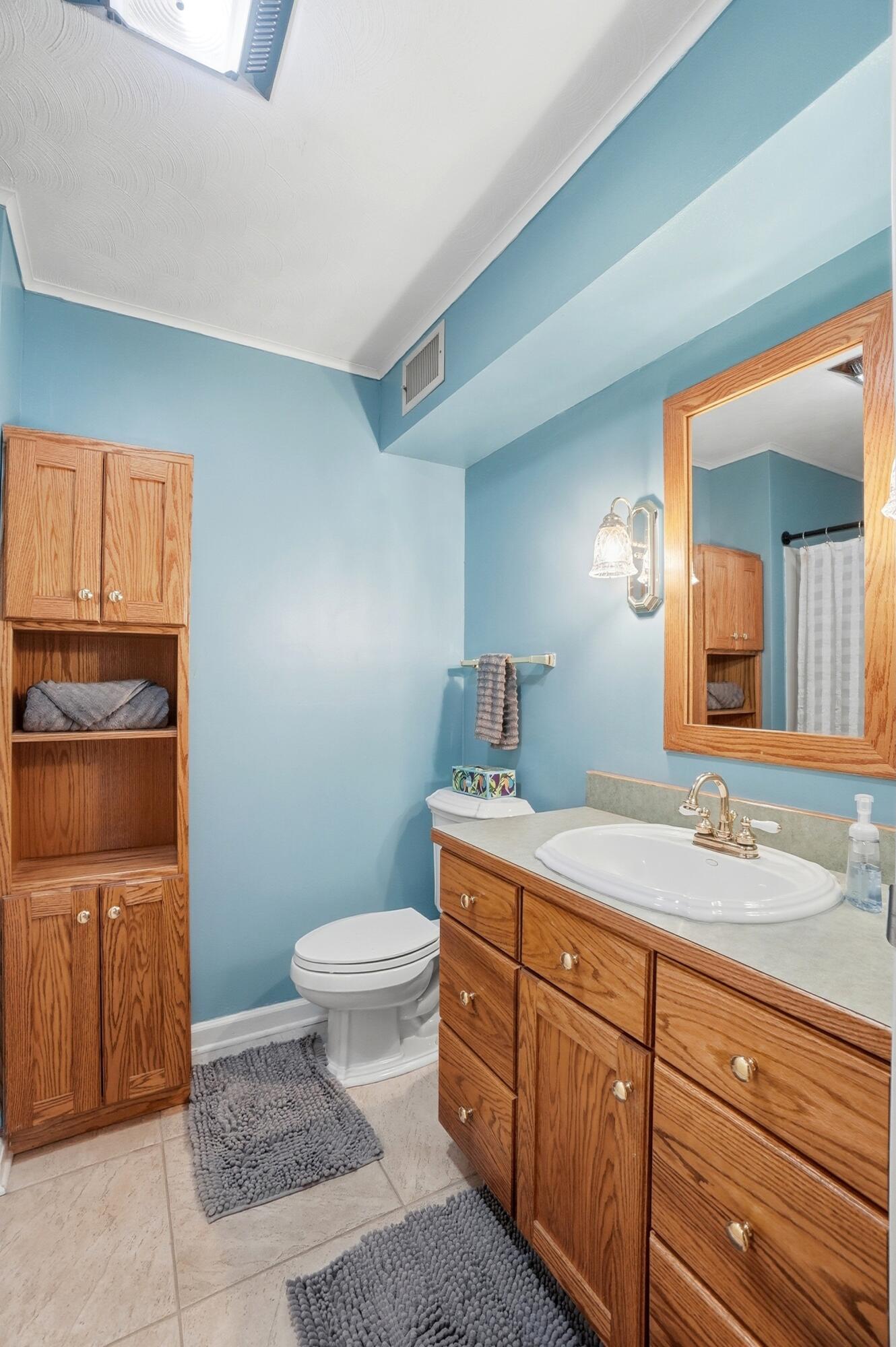 Troy, Ohio, 45373, United States, 3 Bedrooms Bedrooms, ,3 BathroomsBathrooms,Residential,For Sale,1970400