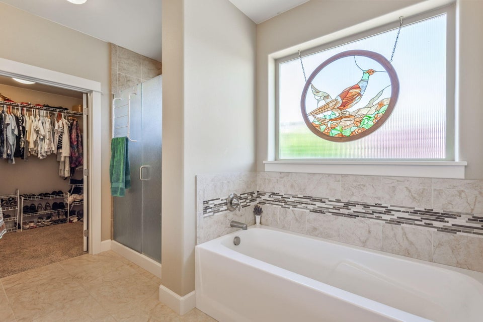 Prineville, Oregon, 97754, United States, 3 Bedrooms Bedrooms, ,3 BathroomsBathrooms,Residential,For Sale,1804823
