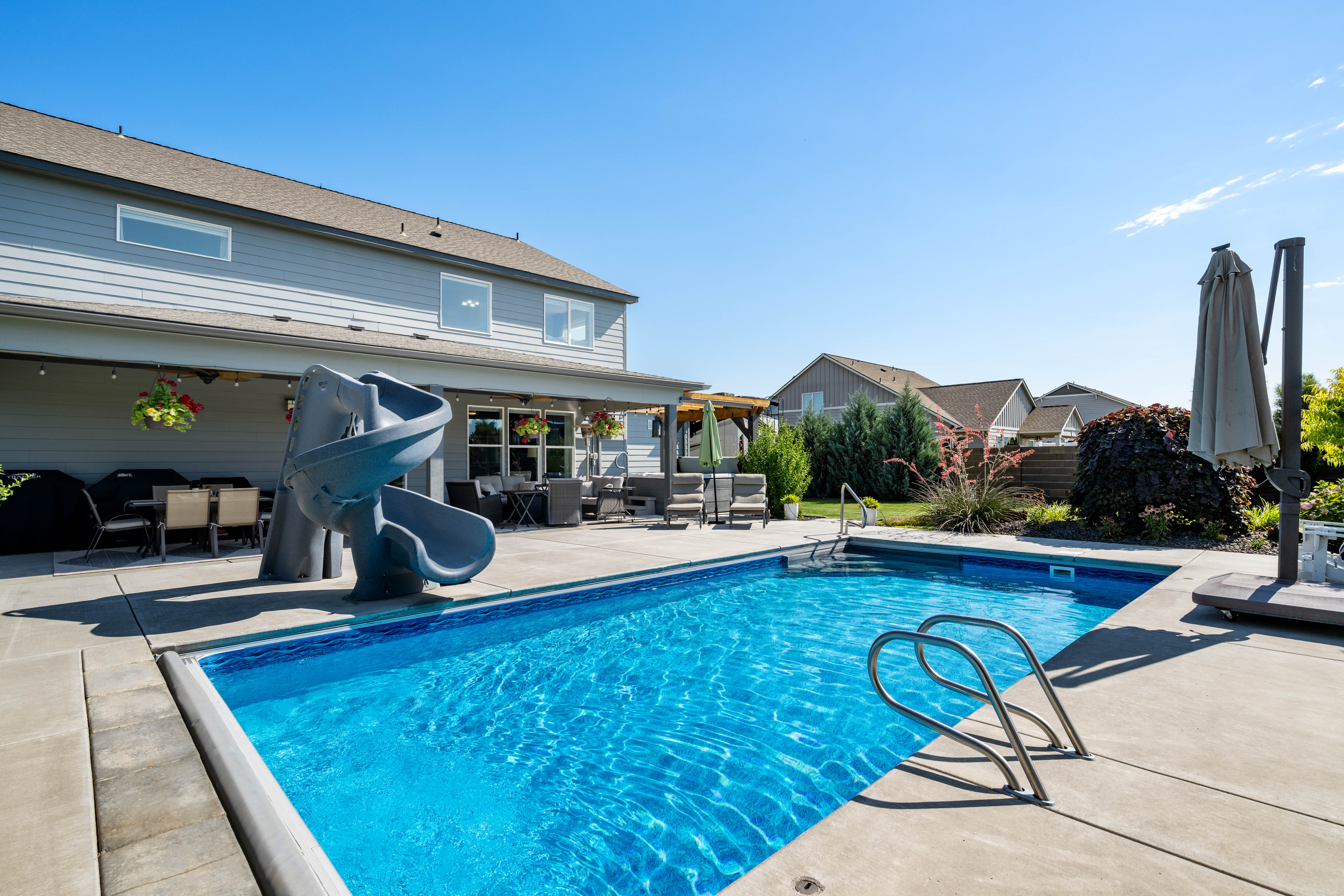  Pool, Double Primary suites, RV Parking - 物件實景