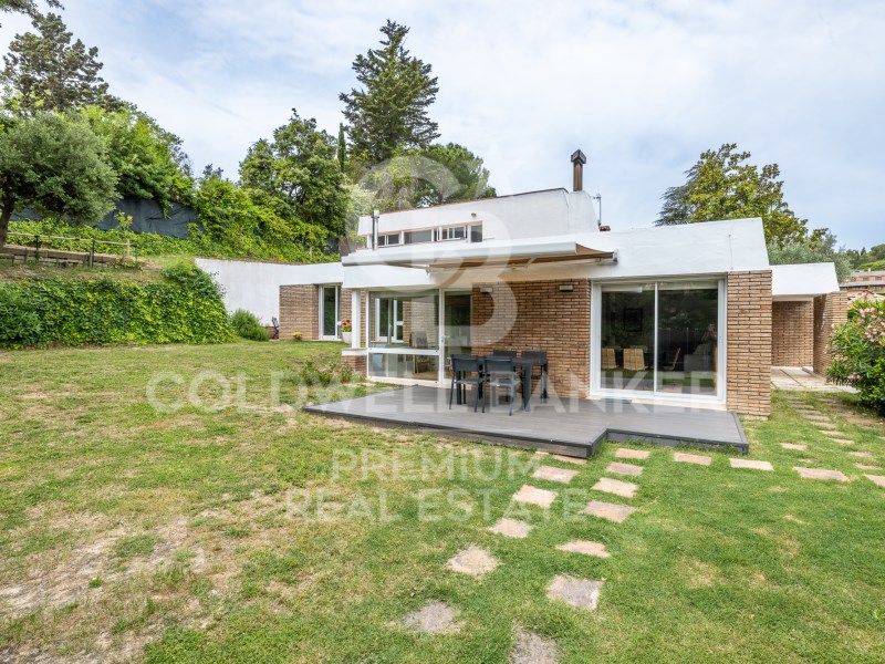 Cerdanyola del Vallès, Catalonia, ES, 4 Bedrooms Bedrooms, ,3 BathroomsBathrooms,Residential,For Sale,1856744