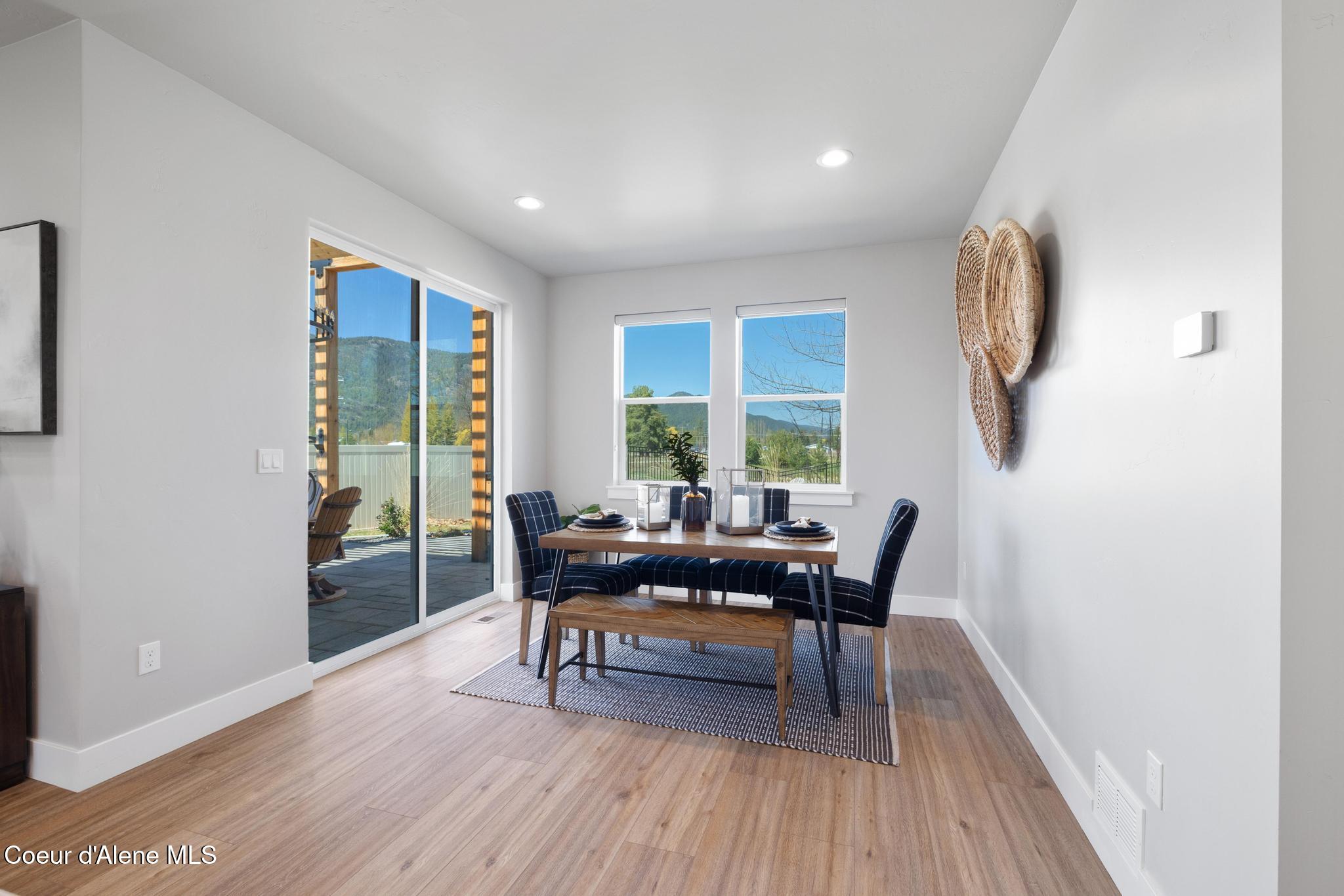 Sandpoint, Idaho, 83864, United States, 4 Bedrooms Bedrooms, ,3 BathroomsBathrooms,Residential,For Sale,1991362