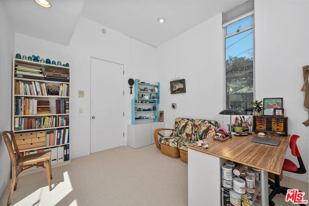 Venice, California, 90291, United States, 4 Bedrooms Bedrooms, ,4 BathroomsBathrooms,Residential,For Sale,1926607