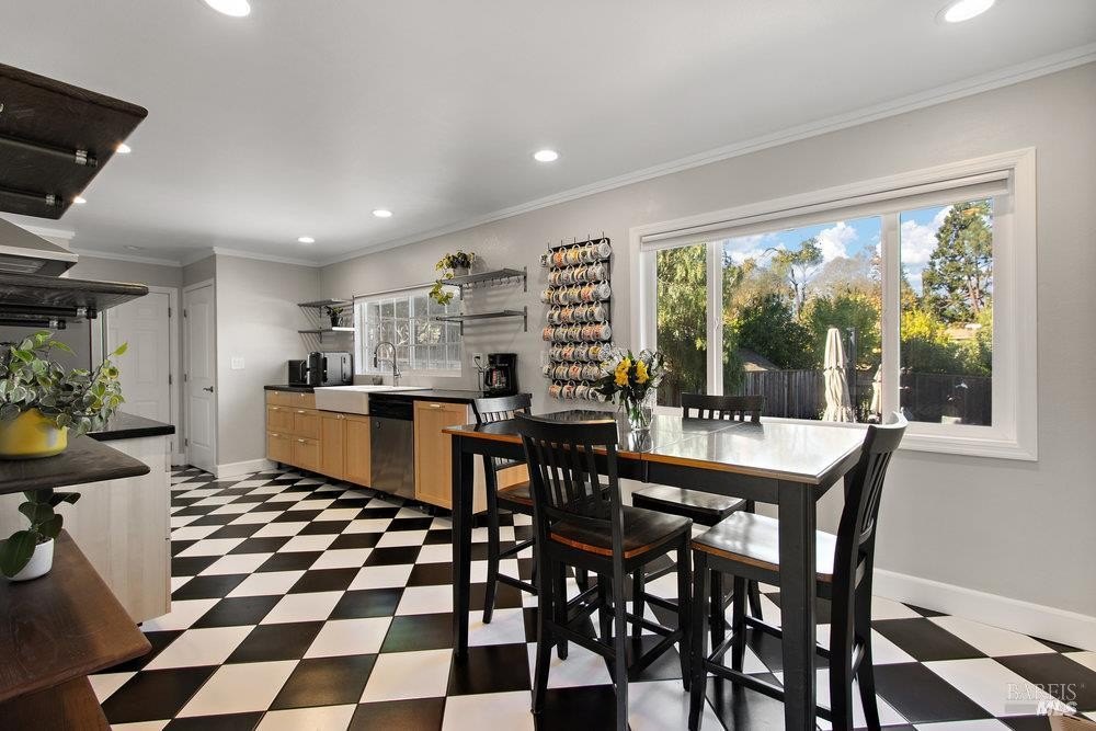 Benicia, California, 94510, United States, 2 Bedrooms Bedrooms, ,1 BathroomBathrooms,Residential,For Sale,1966169