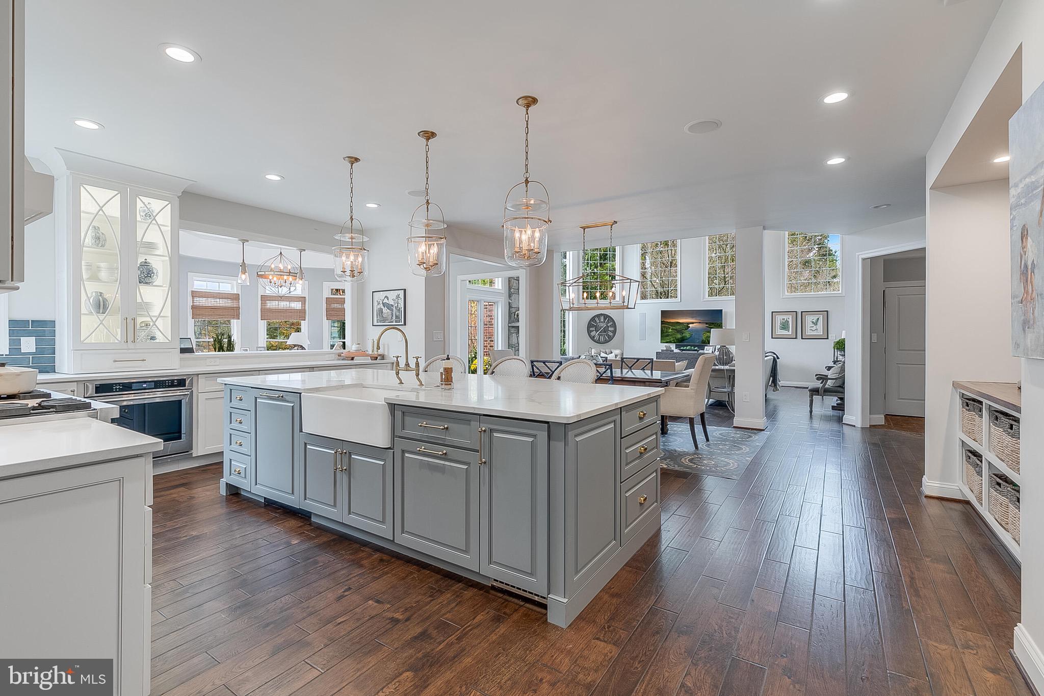 Aldie, Virginia, 20105, United States, 5 Bedrooms Bedrooms, ,7 BathroomsBathrooms,Residential,For Sale,1980828