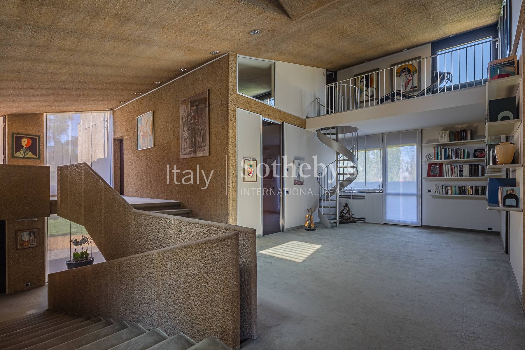  Designer villa surrounded by greenery - 物件實景