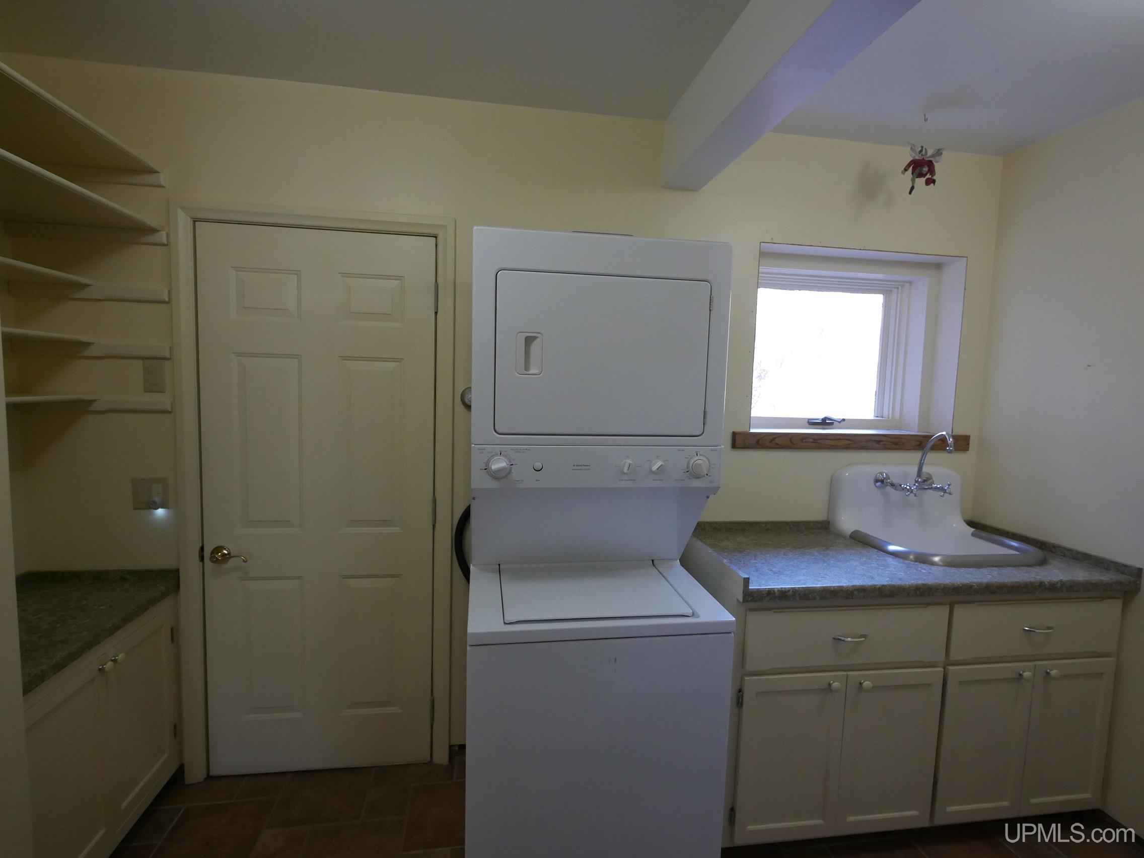 Copper Harbor, Michigan, 49918, United States, 3 Bedrooms Bedrooms, ,3 BathroomsBathrooms,Residential,For Sale,1924307