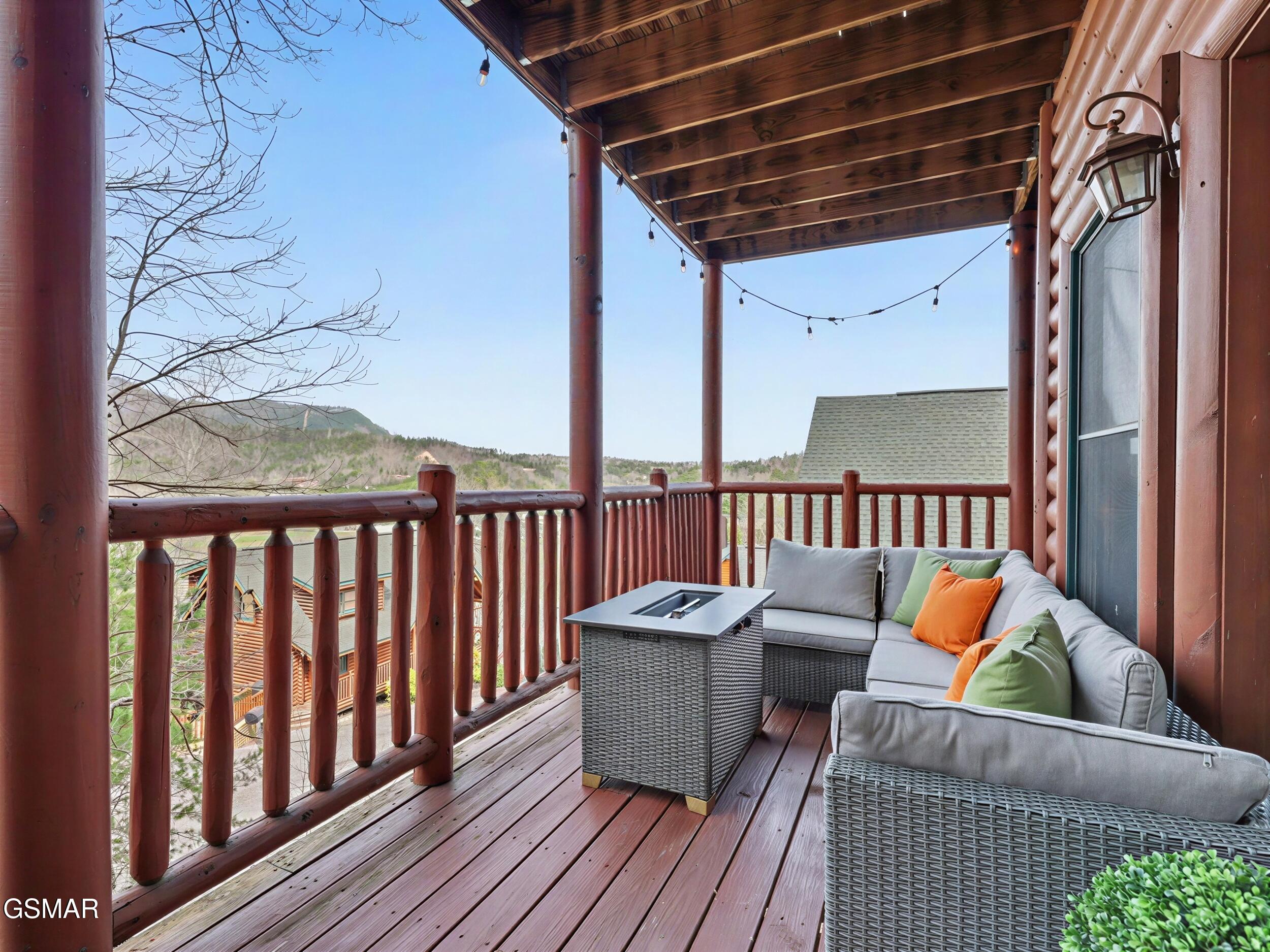 Sevierville, Tennessee, 37862, United States, 4 Bedrooms Bedrooms, ,3 BathroomsBathrooms,Residential,For Sale,2028418