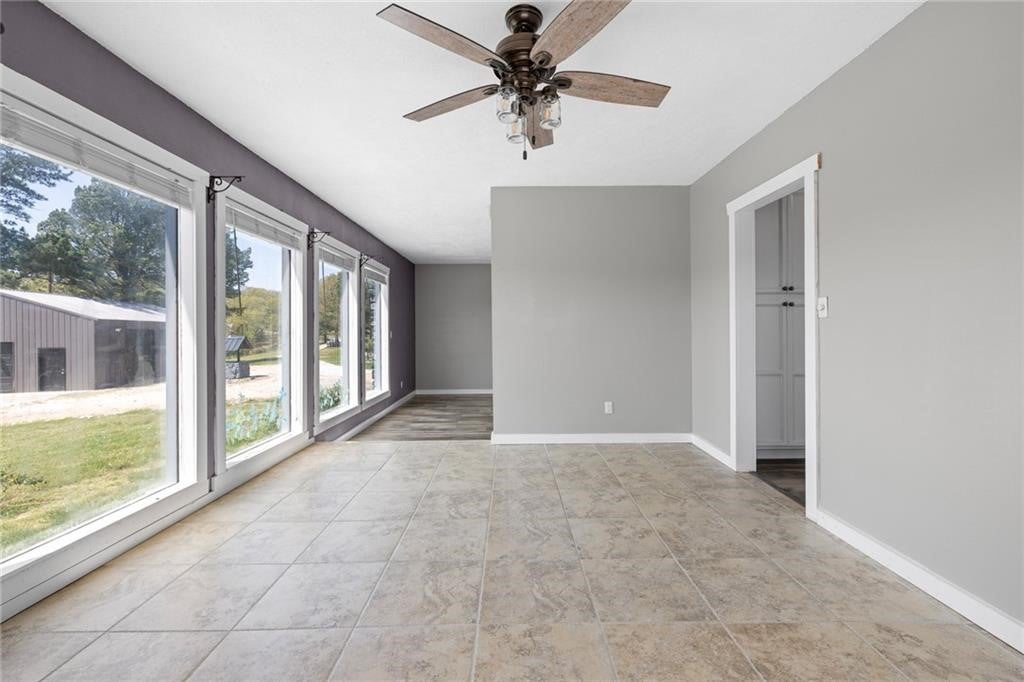 Harrison, Arkansas, 72601, United States, 4 Bedrooms Bedrooms, ,4 BathroomsBathrooms,Residential,For Sale,1993048