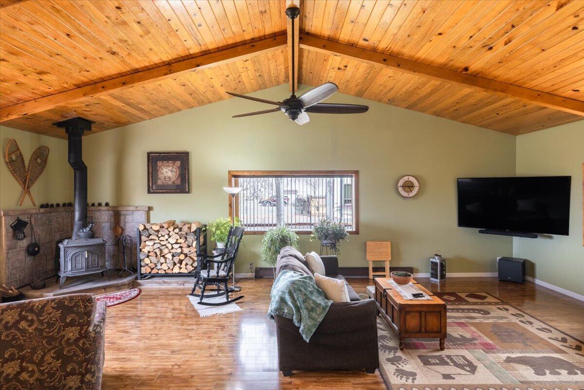 Montrose, Colorado, United States, 3 Bedrooms Bedrooms, ,3 BathroomsBathrooms,Residential,For Sale,1792870