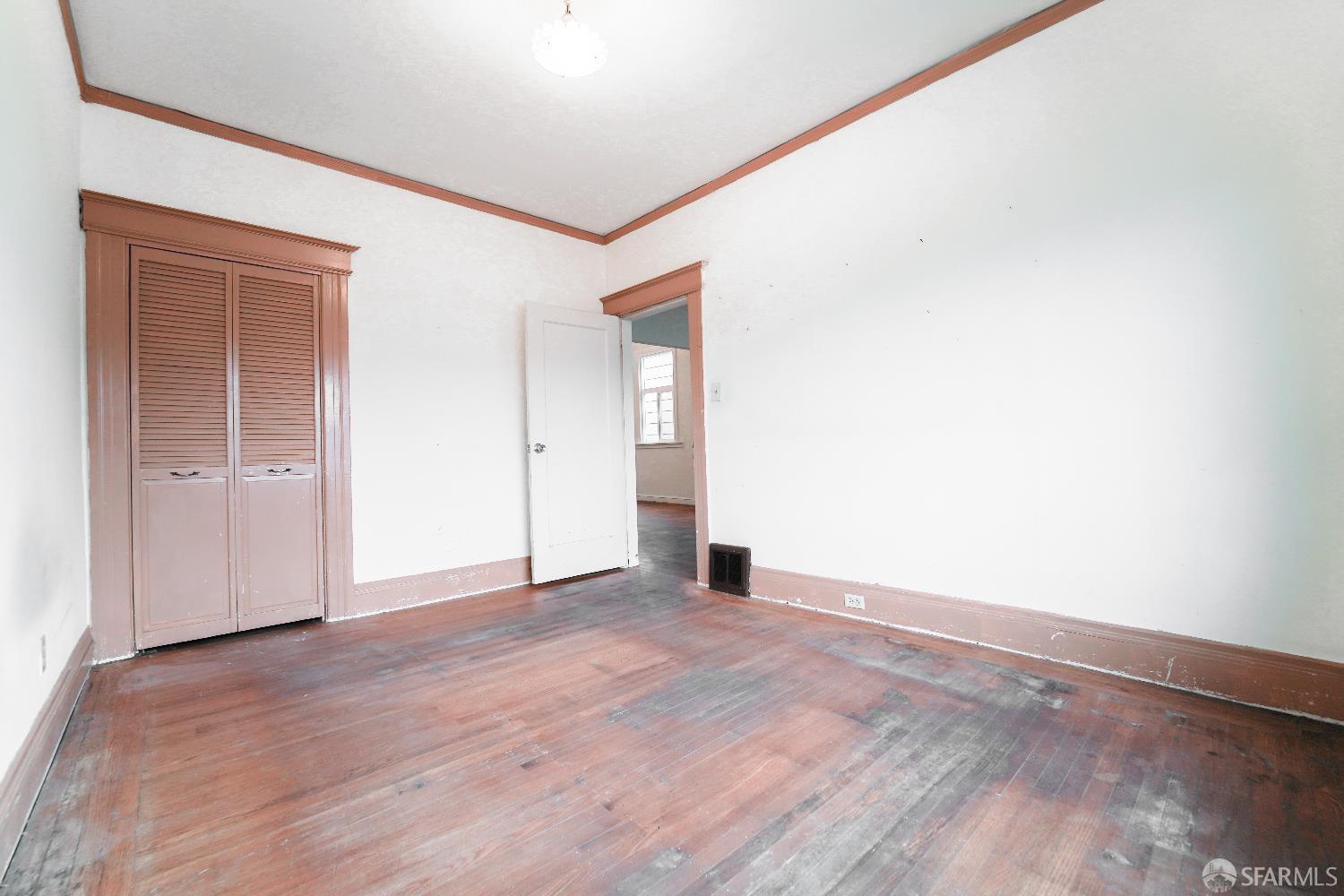 San Francisco, California, 94112, United States, 3 Bedrooms Bedrooms, ,1 BathroomBathrooms,Residential,For Sale,1988228