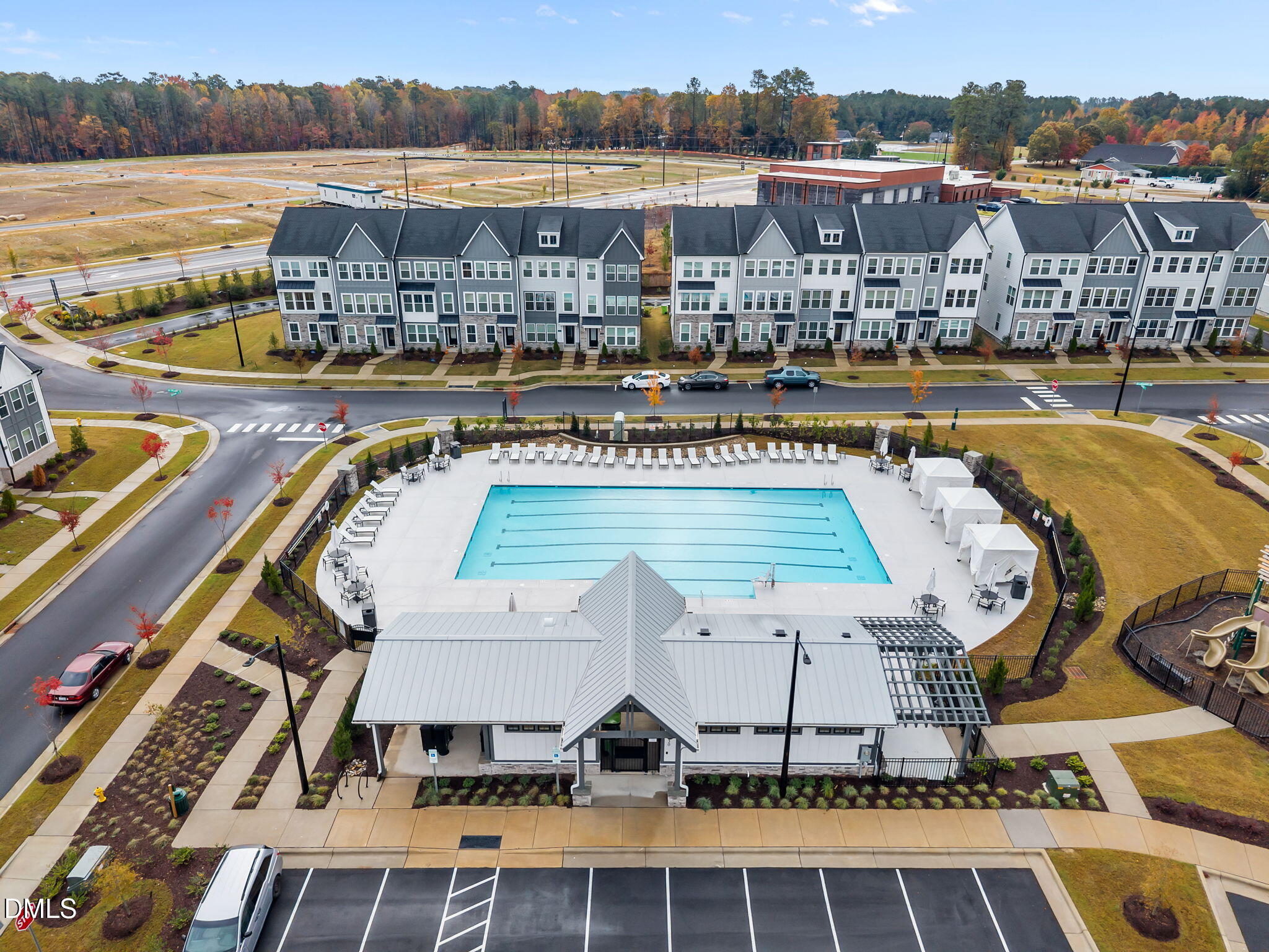 Knightdale, North Carolina, 27545, United States, 4 Bedrooms Bedrooms, ,4 BathroomsBathrooms,Residential,For Sale,1989366