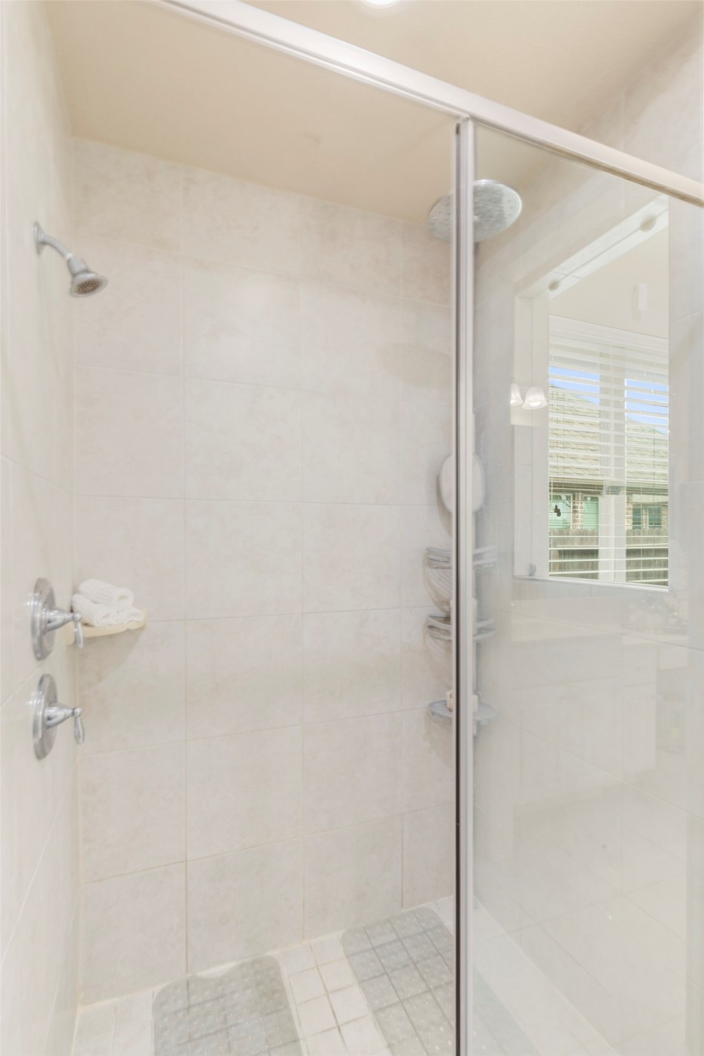 Richmond, Texas, 77407, United States, 4 Bedrooms Bedrooms, ,3 BathroomsBathrooms,Residential,For Sale,1883257