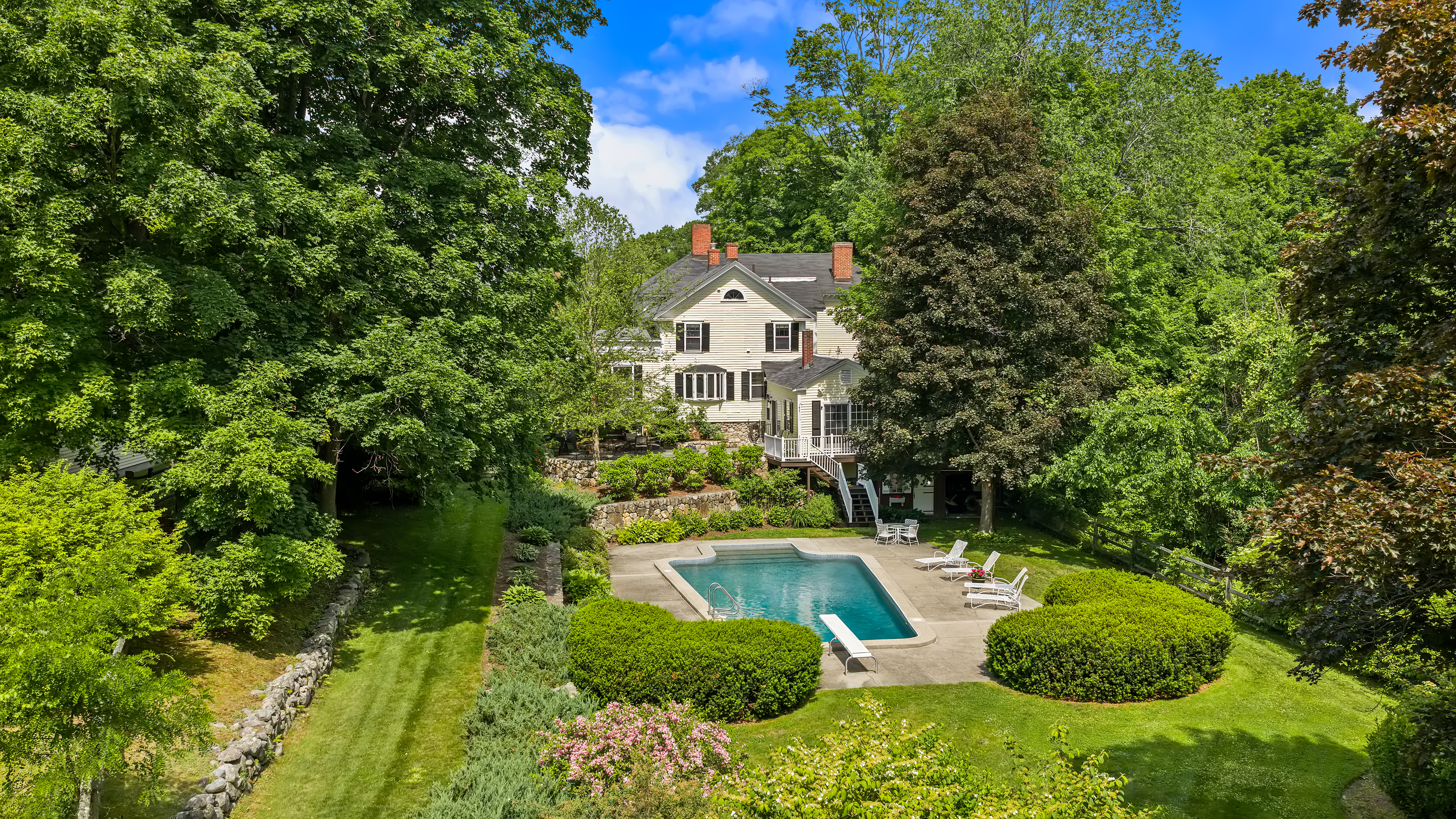 11 Concord Road, Wayland, MA, 01778 - 物件實景
