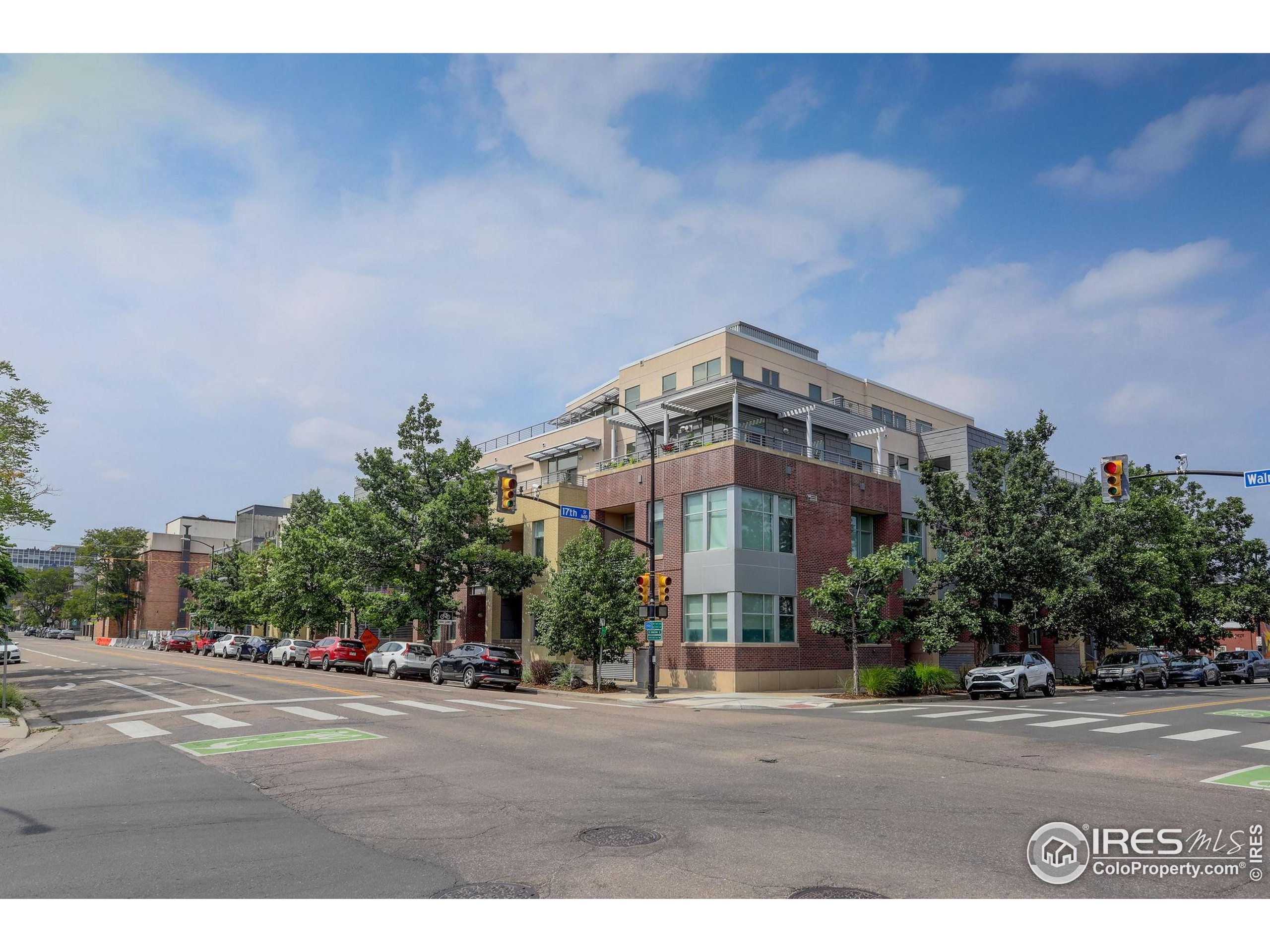 Boulder, Colorado, 80302, United States, 1 Bedroom Bedrooms, ,2 BathroomsBathrooms,Residential,For Sale,1942298