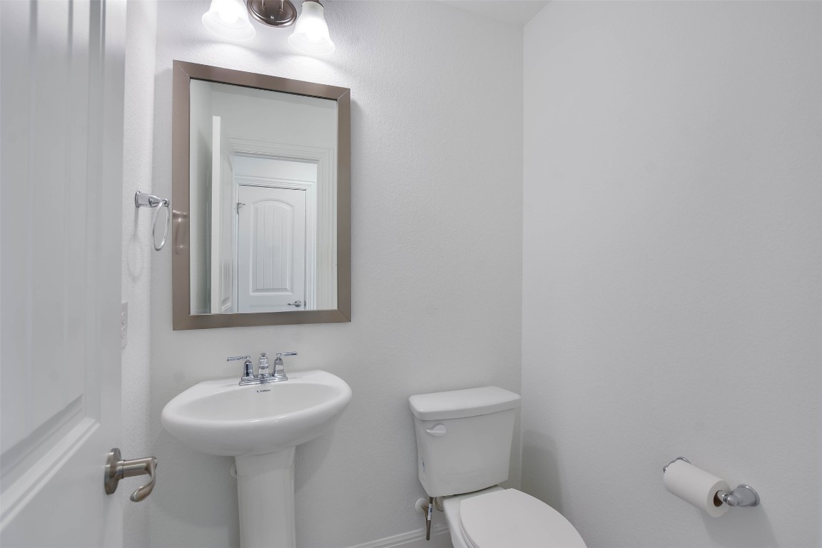Pflugerville, Texas, 78660, United States, 4 Bedrooms Bedrooms, ,4 BathroomsBathrooms,Residential,For Sale,1917831