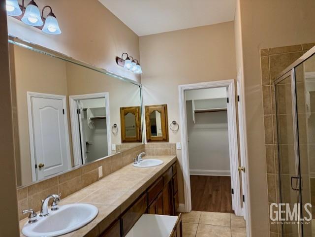 Bakersfield, California, 93312, United States, 3 Bedrooms Bedrooms, ,3 BathroomsBathrooms,Residential,For Sale,1885890