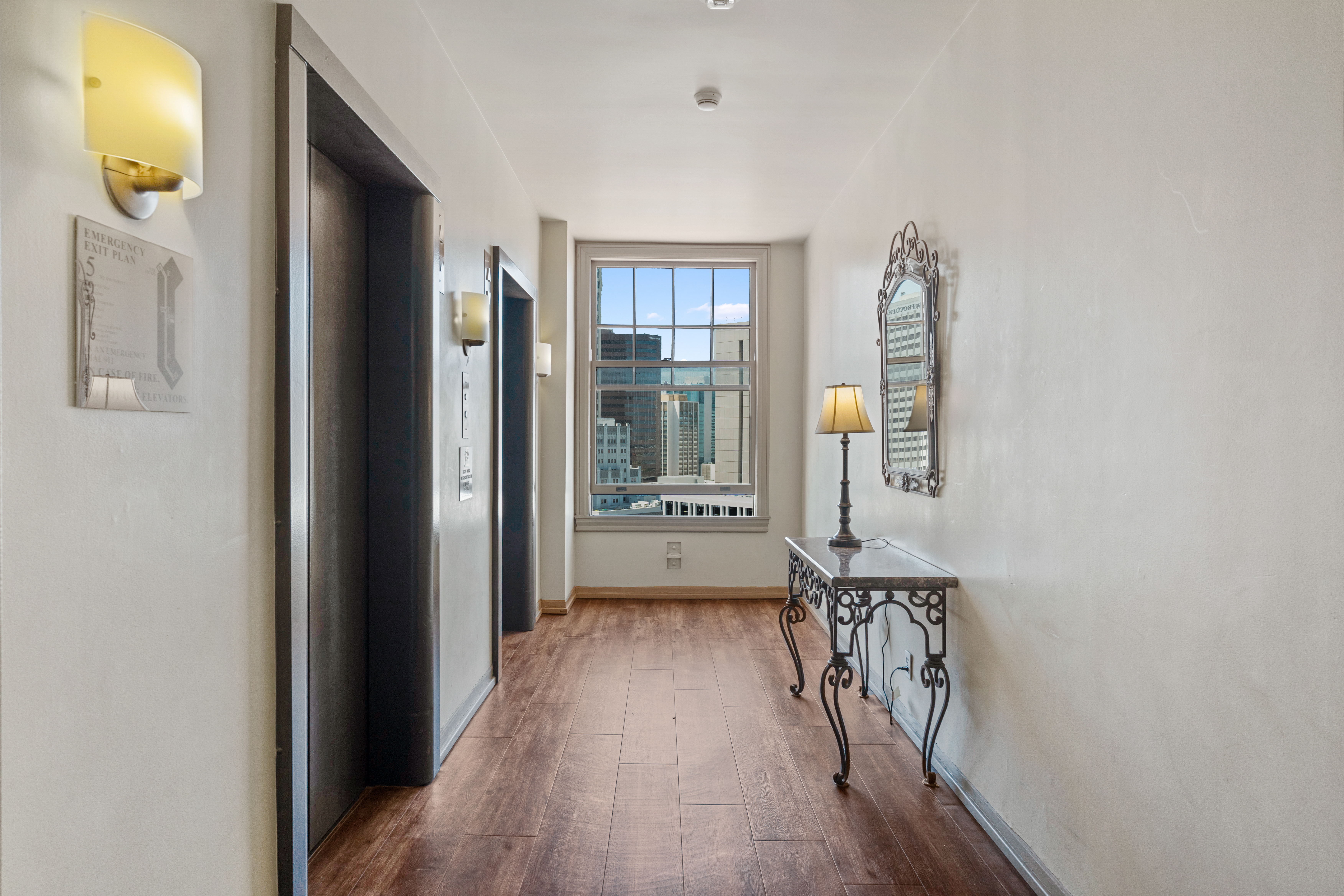  702 Ash Street, San Diego, CA 92101 - 物件實景