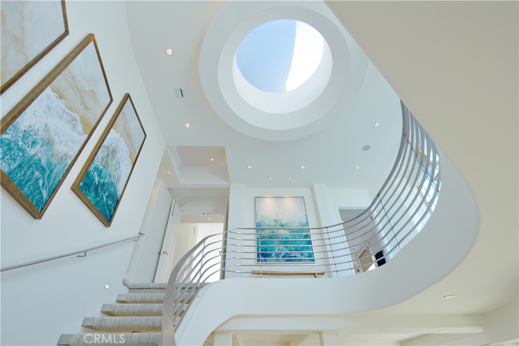 Newport Beach, California, 92661, United States, 7 Bedrooms Bedrooms, ,11 BathroomsBathrooms,Residential,For Sale,1877101